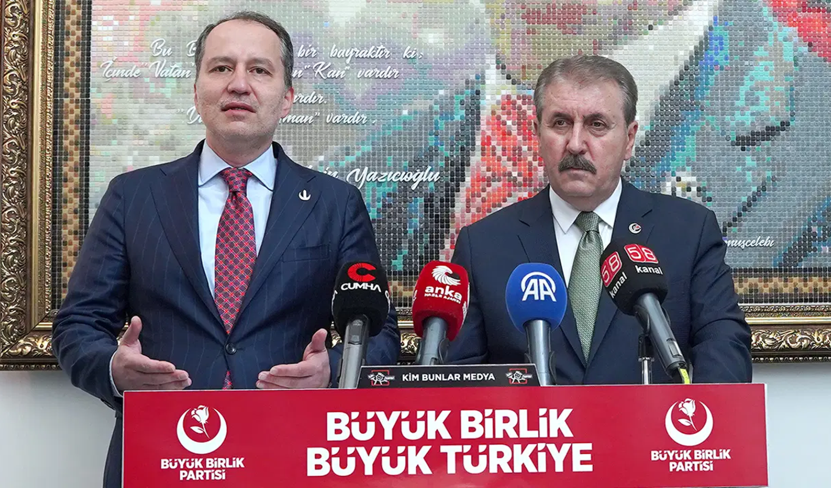 Fatih Erbakan ve Mustafa Destici'den seçim ve anayasa gündemli buluşma