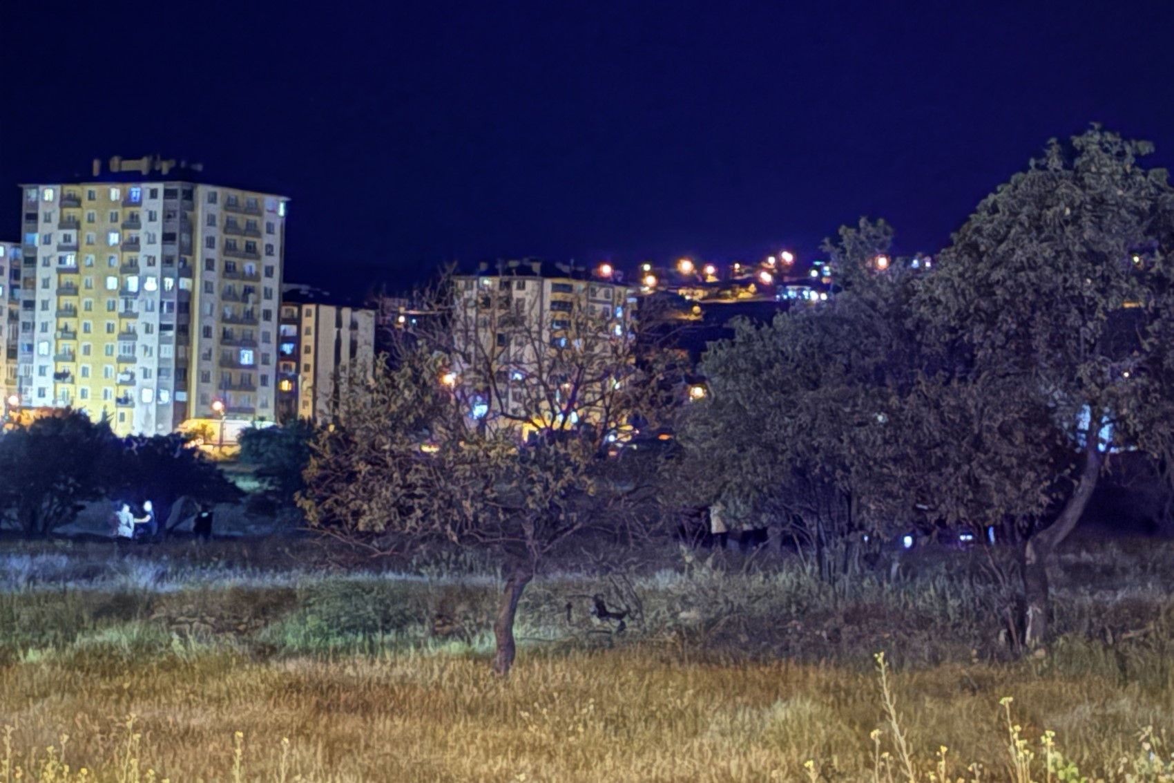 Polis memuru 'Sizleri seviyorum' notu bırakarak intihar etti