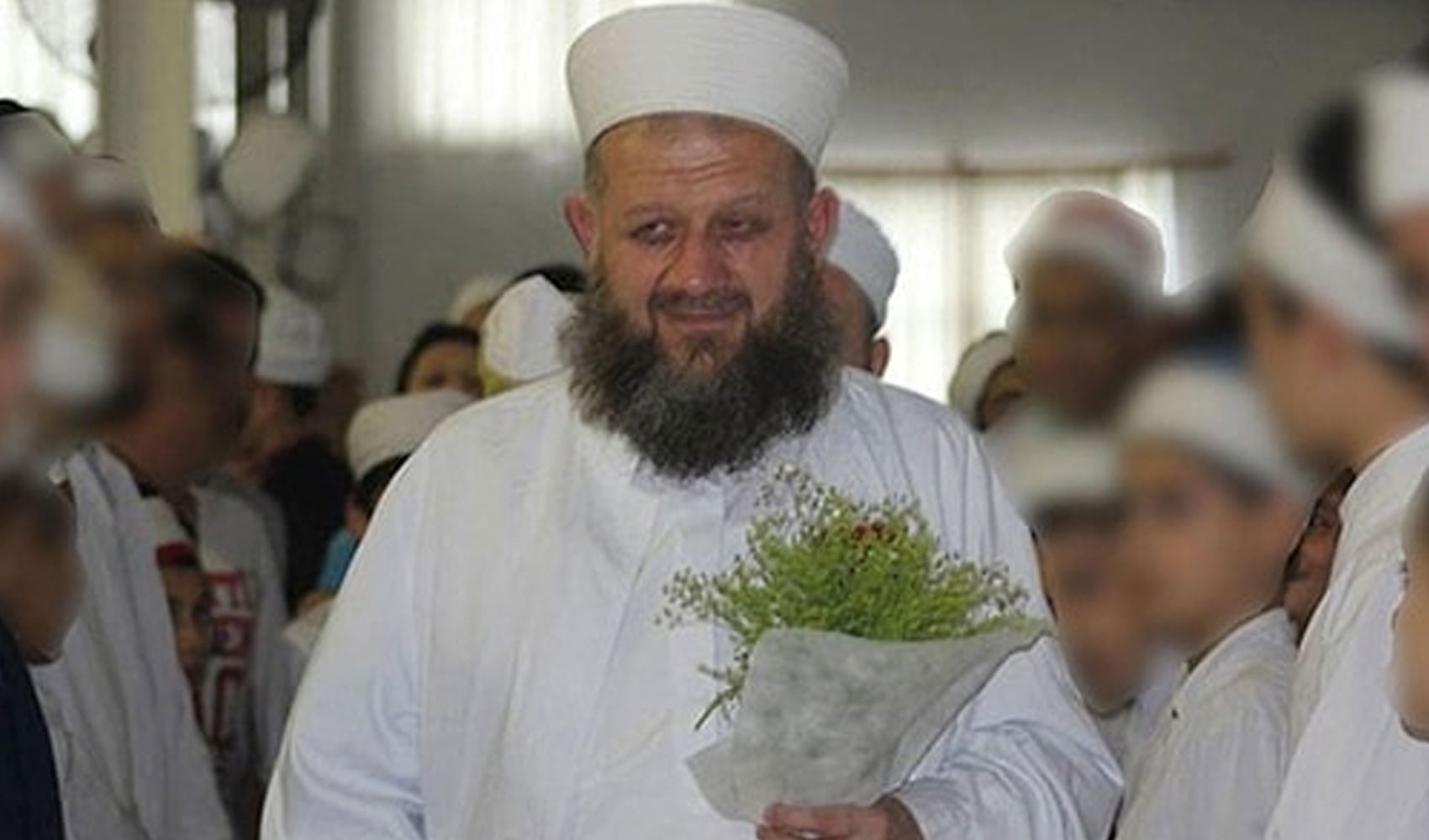 6 yaşındaki kızını müridiyle evlendiren Yusuf Ziya Gümüşel tahliye edildi