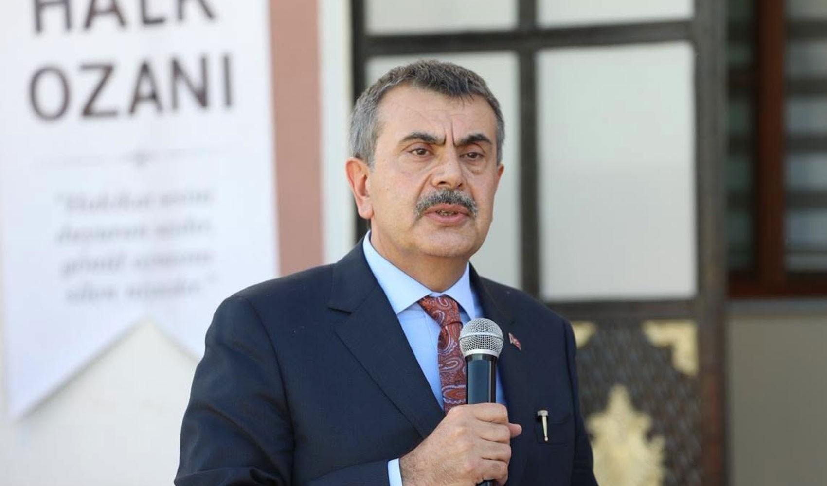 Bakan Tekin: Derdimiz milletimizin birliği ve kardeşliğidir