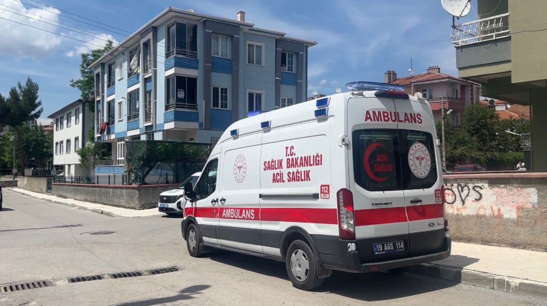 Genç kadın tartıştığı anne ve babasını bıçakla rehin aldı