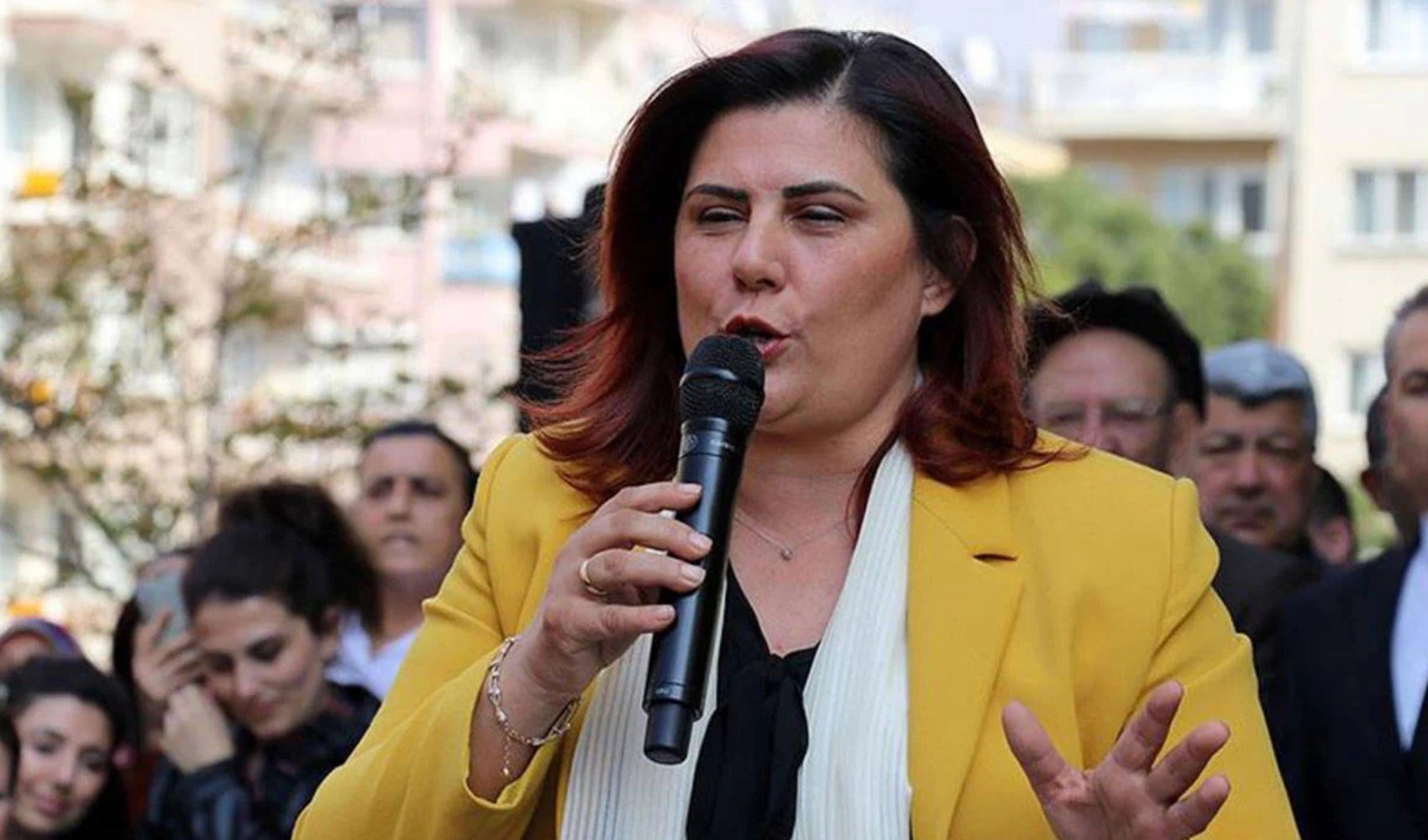 10 CHP'li Belediyeden Özlem Çerçioğlu tepkisi