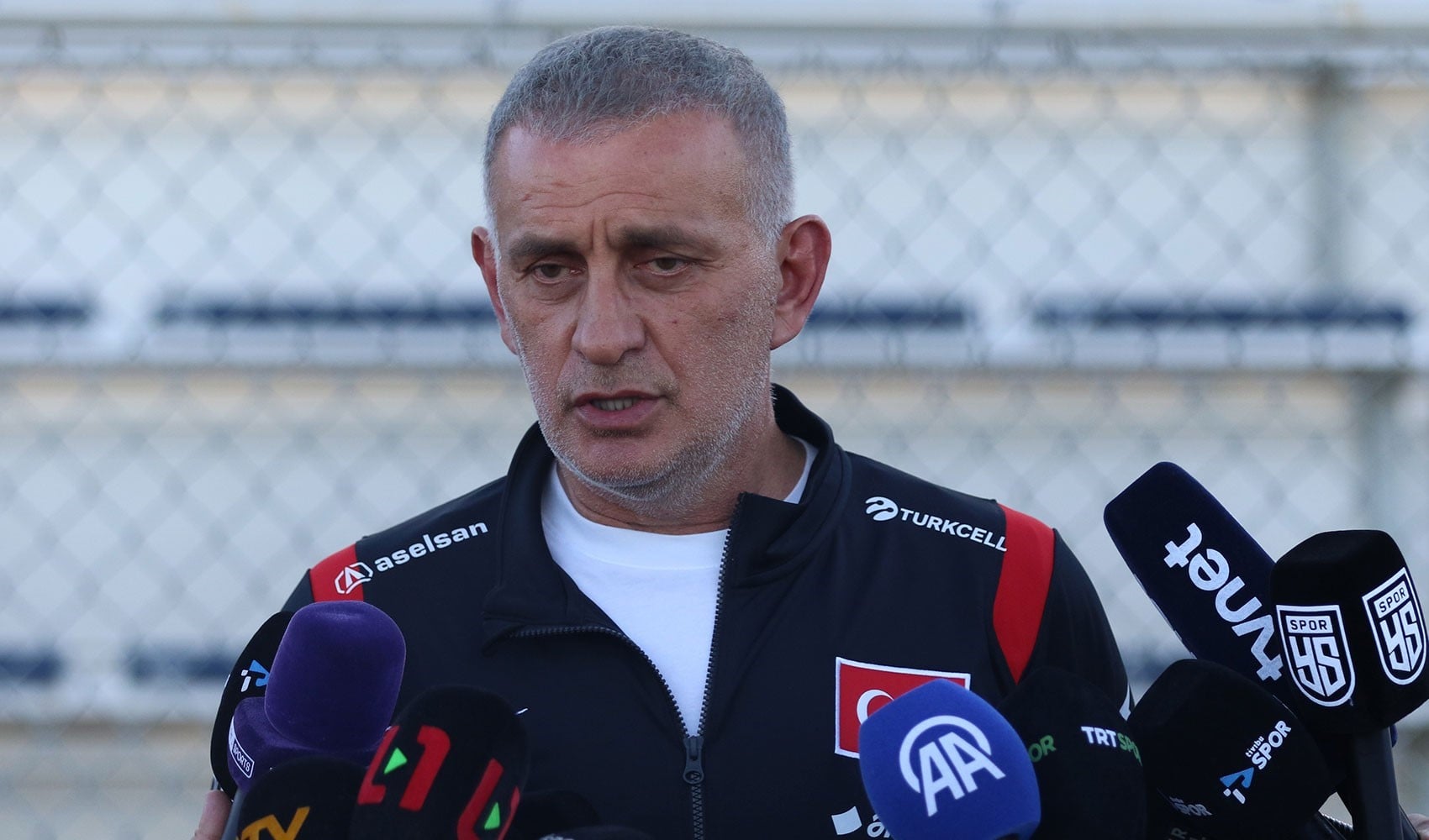 İbrahim Hacıosmanoğlu'ndan Akın Gürlek'e çağrı