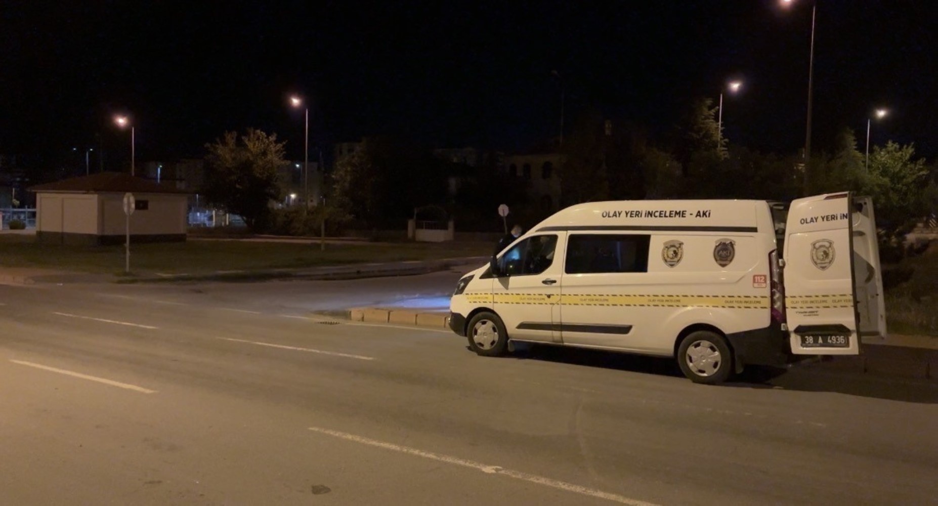 Eski eniştesini otomobille ezdi