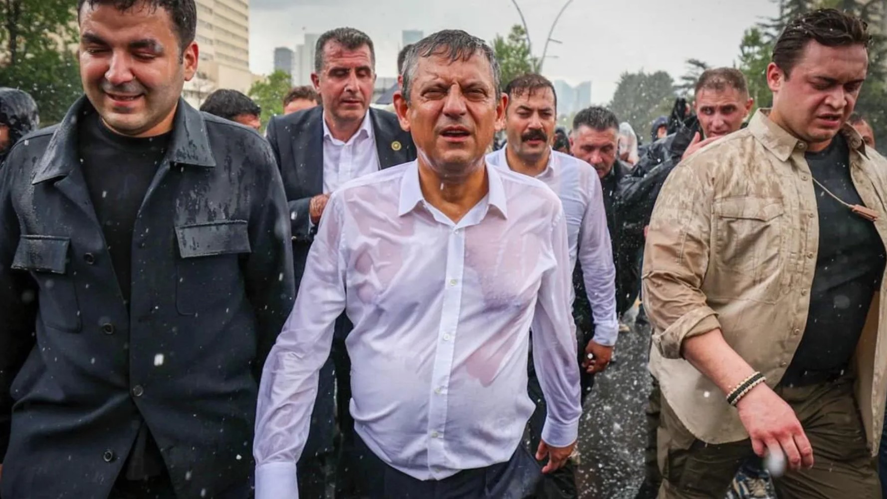 CHP'de Özgür Özel cephesinin toplu istifası için tarih verildi! Yeni parti ne zaman kurulacak?