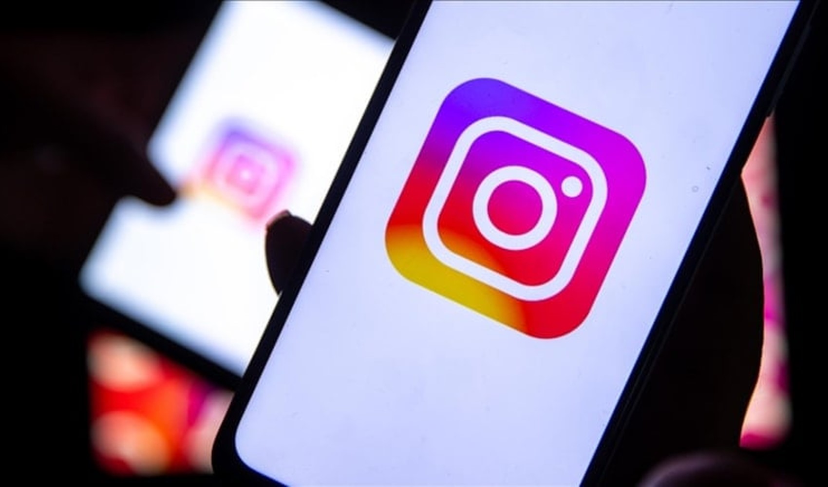 Instagram çöktü mü, neden donuyor?
