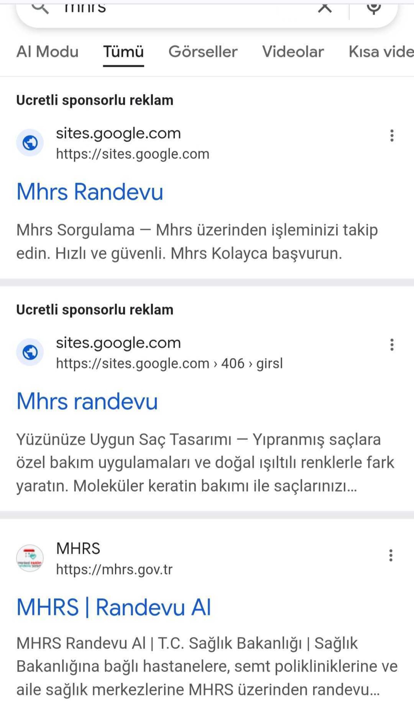 Arama motorunda MHRS araması sonucunda görünen sponsorlu bağlantıları gösteren ekran görüntüsü.