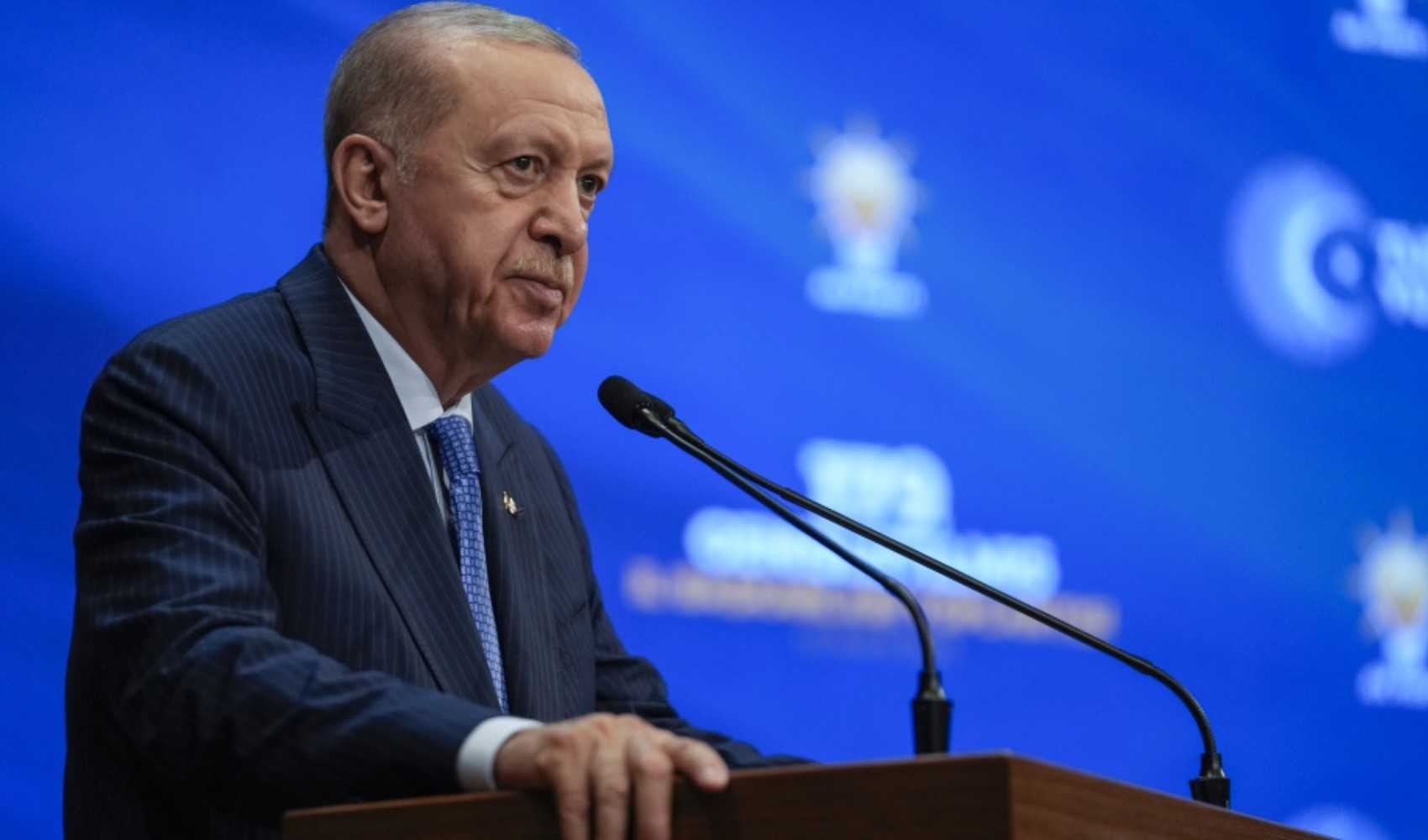 İki Belediye Başkanı AKP saflarına katıldı