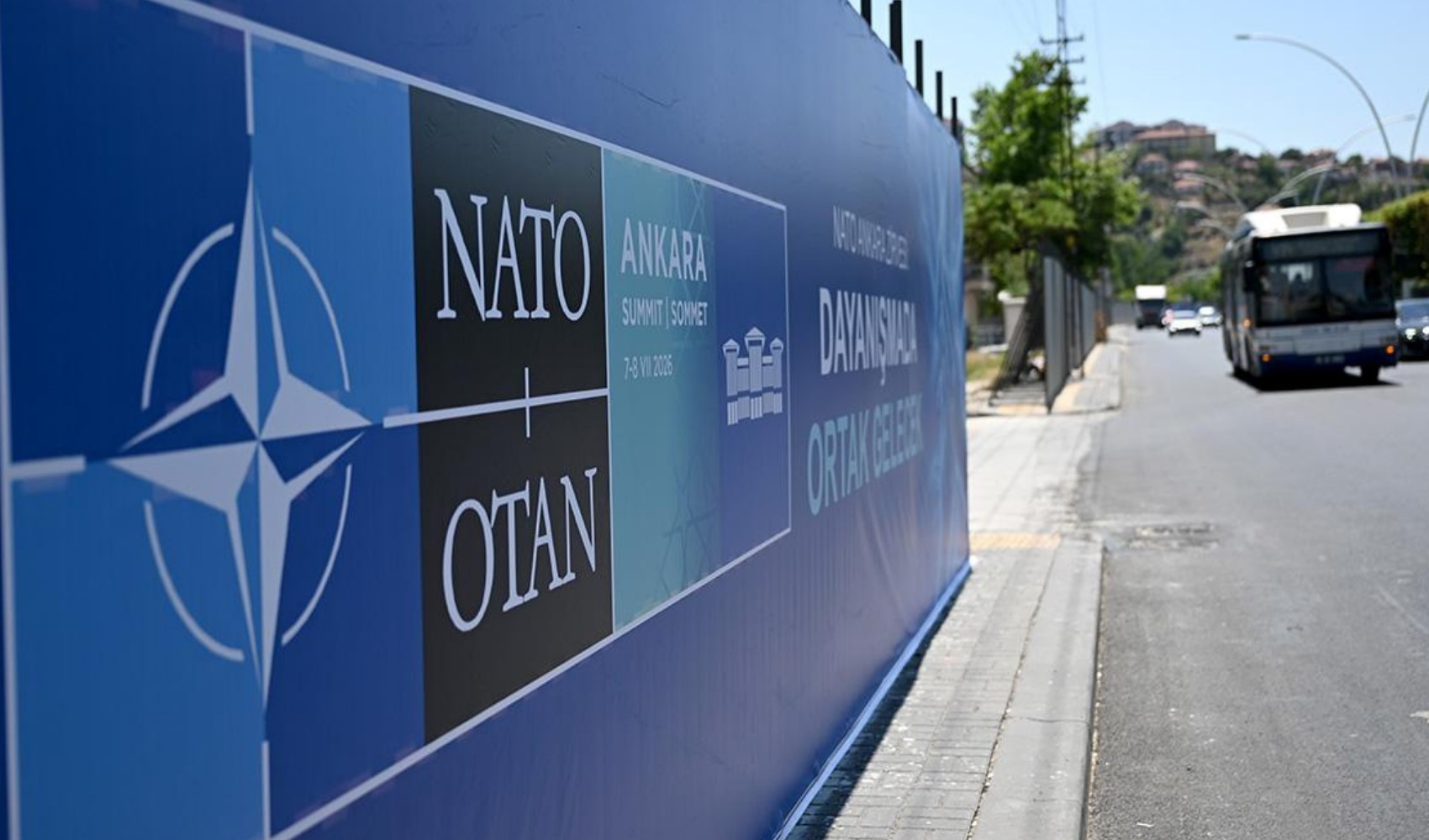 NATO zirvesi öncesi Ankara'da şafak operasyonu