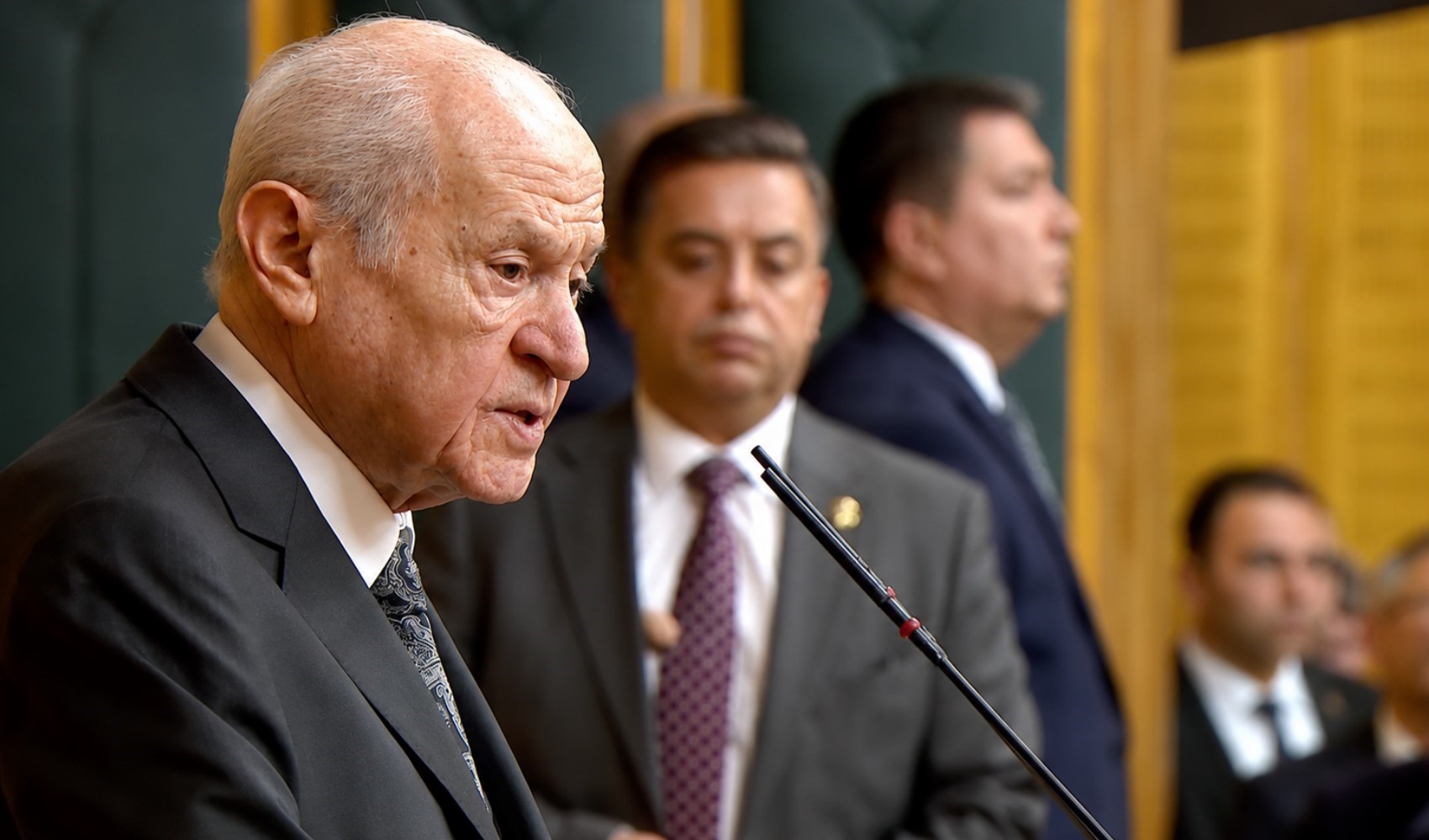 Bahçeli’den Kadir İnanır için taziye mesajı