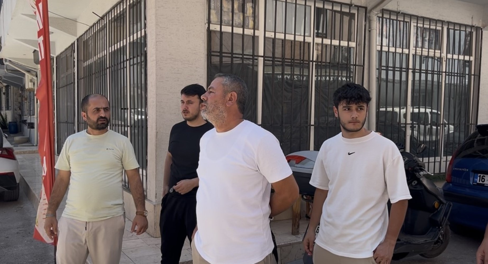 Ev almak için biriktirdiği 1 kilo altın çöpe atıldı: İlçe seferber oldu