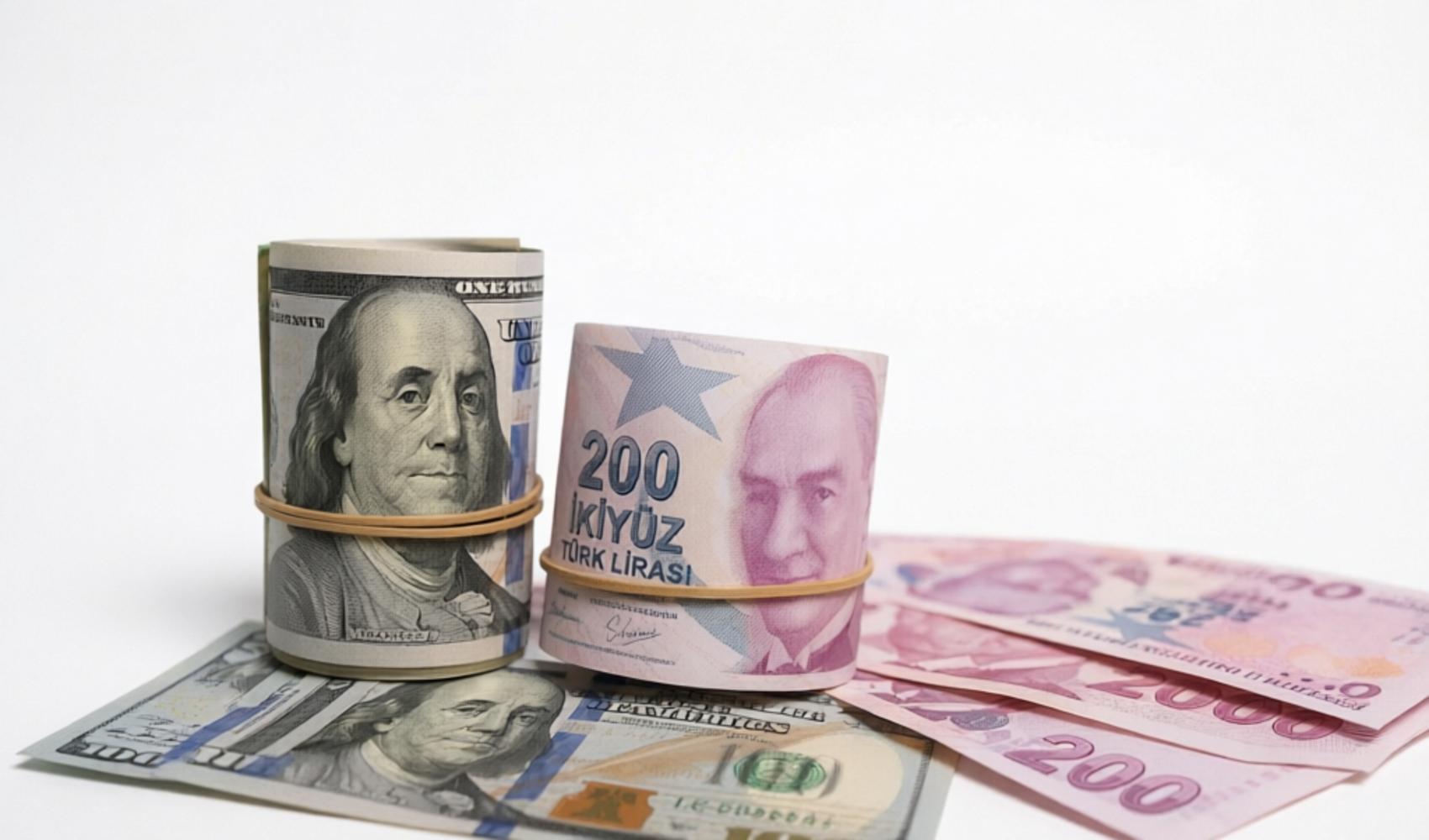 Dolar/TL’de yeni rekor: Piyasalar ABD verilerine odaklandı