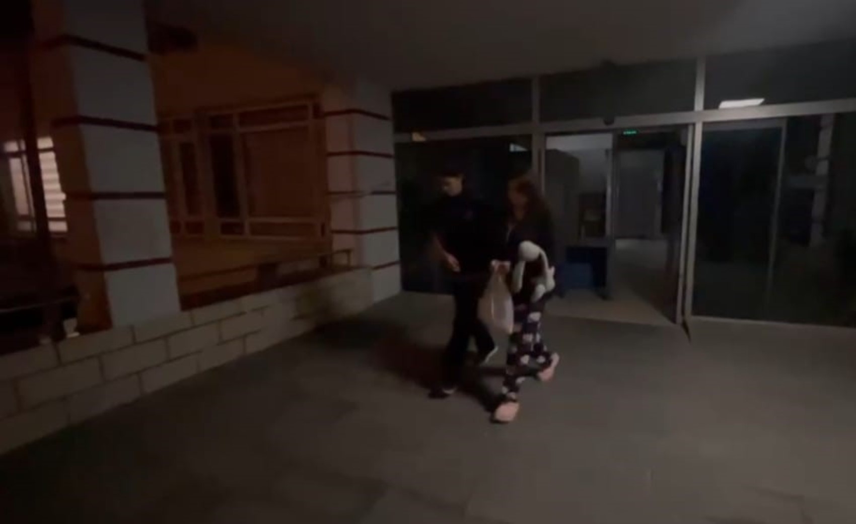 Rüyasında annesi tarafından öldürüldüğünü gördü, uyanıp onu öldürdü: 16 yaşındaki kızı