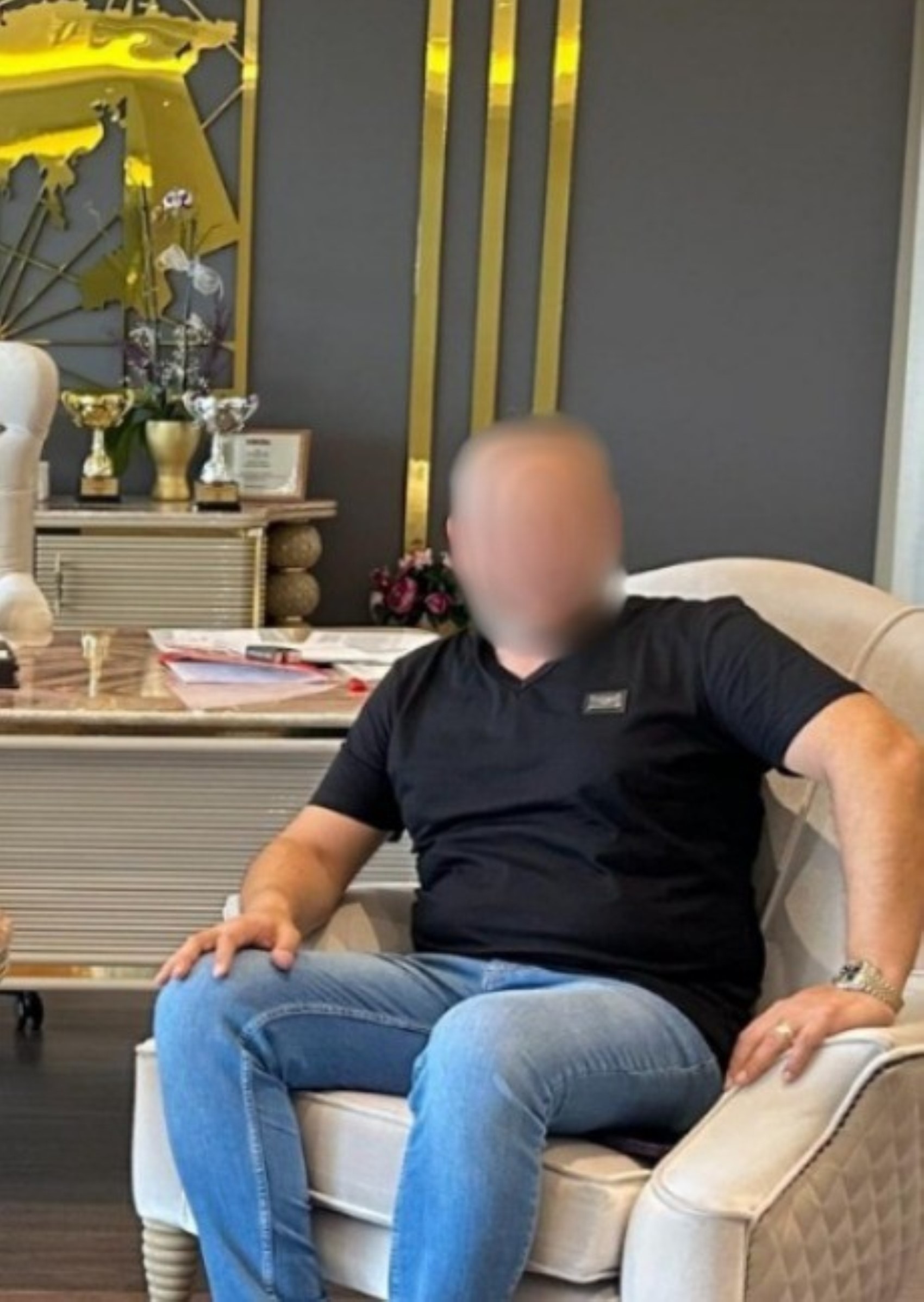 İş yerinin çaycısını dolandıran müdür yurt dışına kaçtı: Kredi çek biz ödeyeceğiz dedi