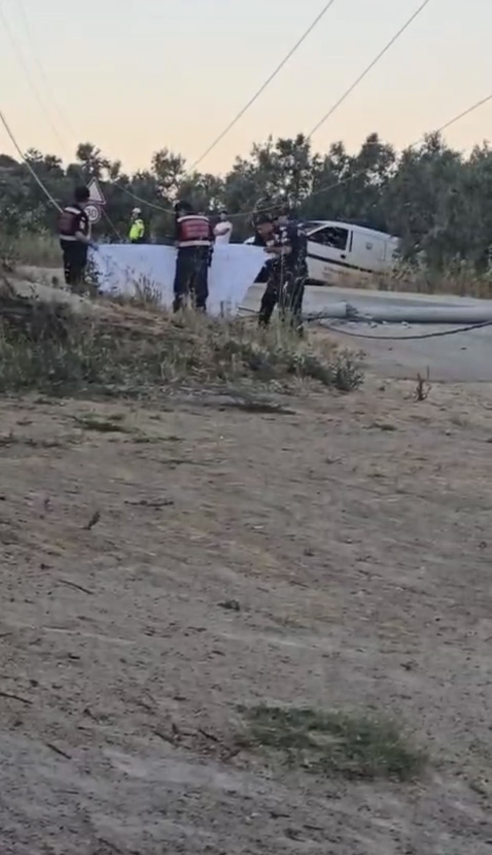 Kazayı görüp yardıma koşan genç akıma kapılarak hayatını kaybetti