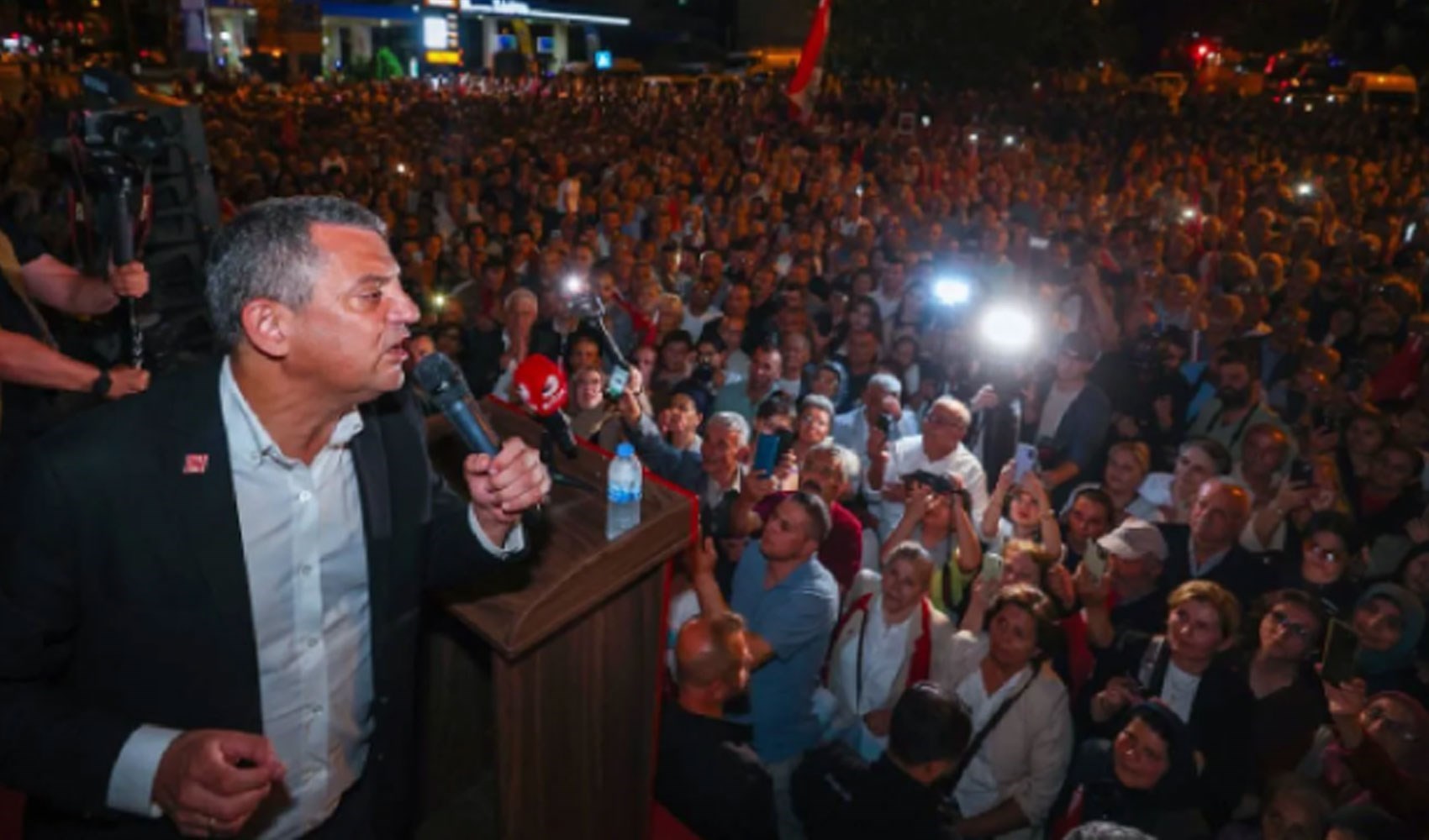 Özgür Özel, AKP iktidarına Taşova'dan seslendi: Kara düzen gidiyor, halkın düzeni geliyor