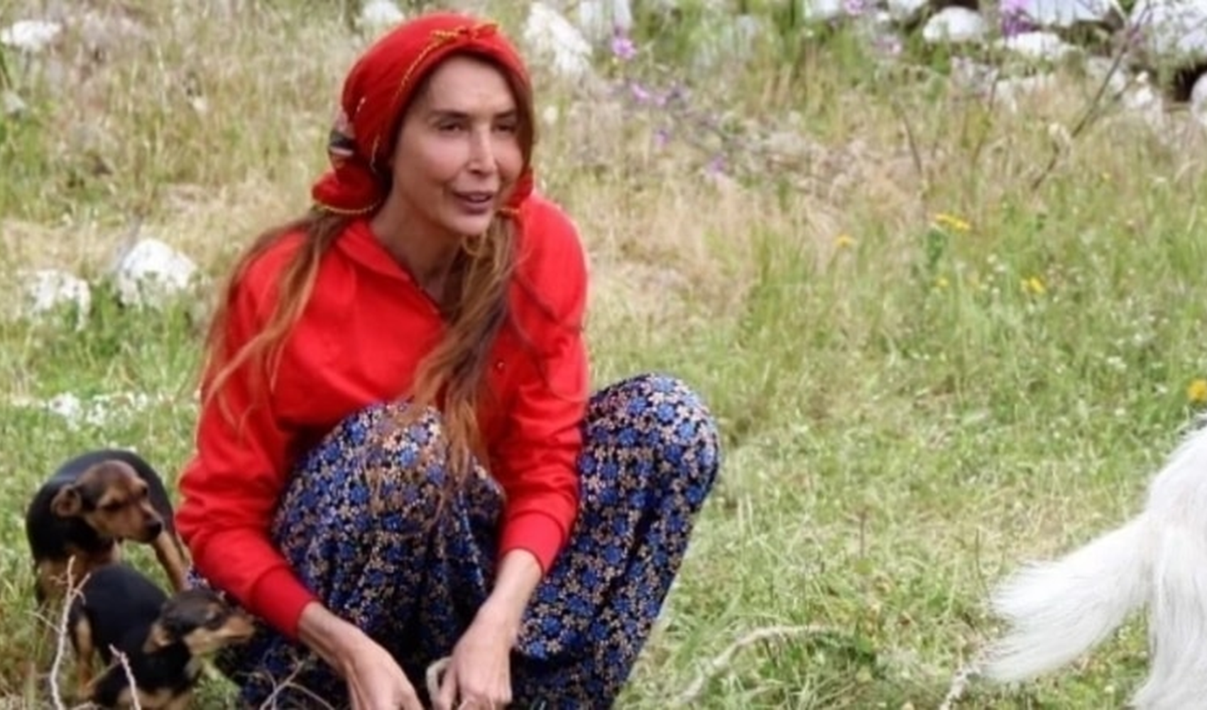 Eski manken Bilun Dohmen'den Özgür Özel'e destek: Bodrum’daki evini satılığa çıkardı