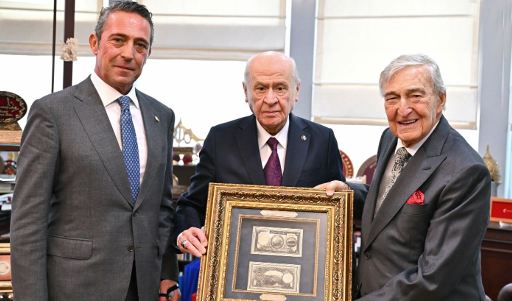 Rahmi Koç için başlatılan 'fıkra' soruşturmasına Bahçeli'den tepki