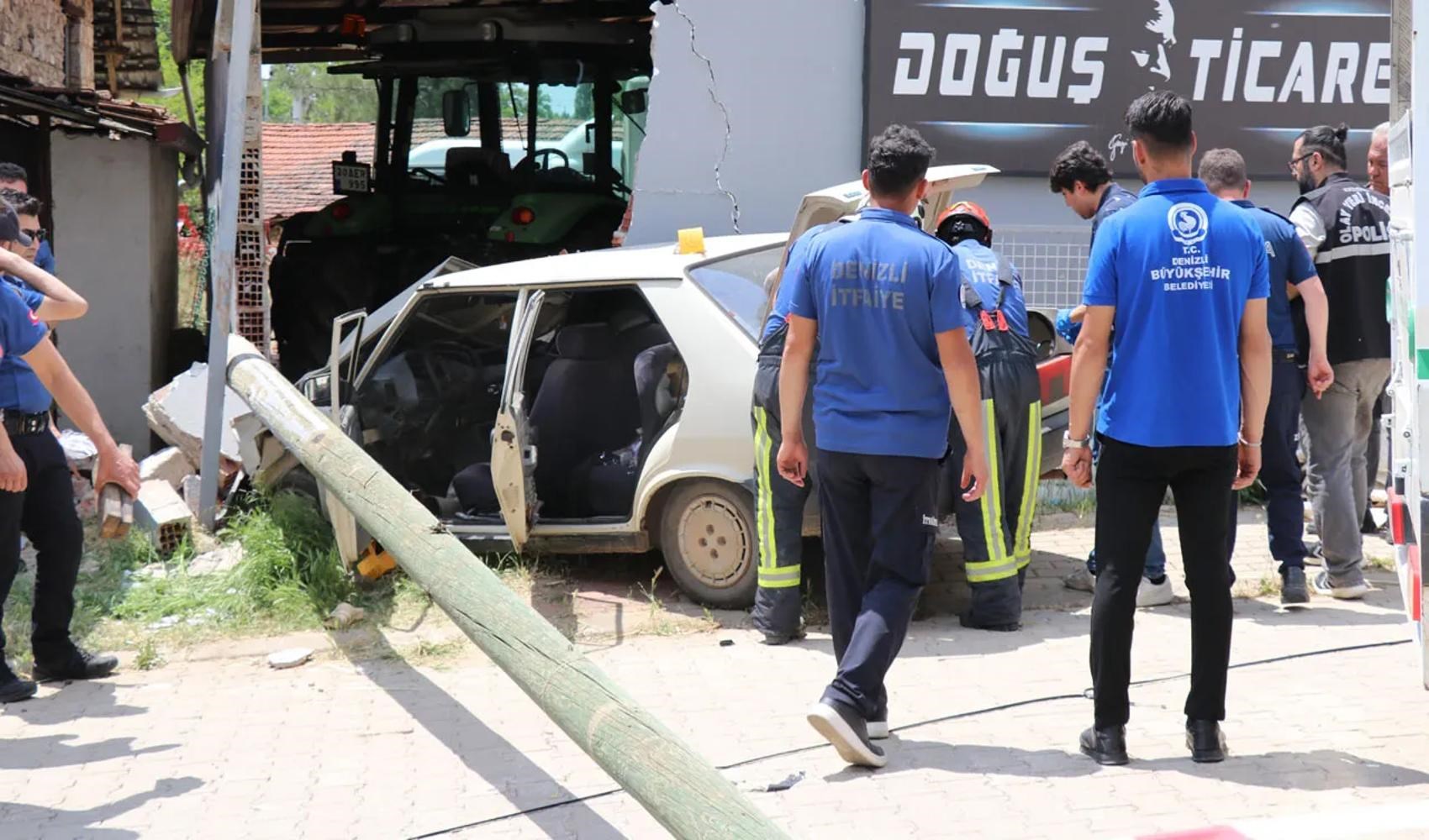 Denizli’de otomobil iş yerinin duvarına çarptı: Yaşlı çift hayatını kaybetti