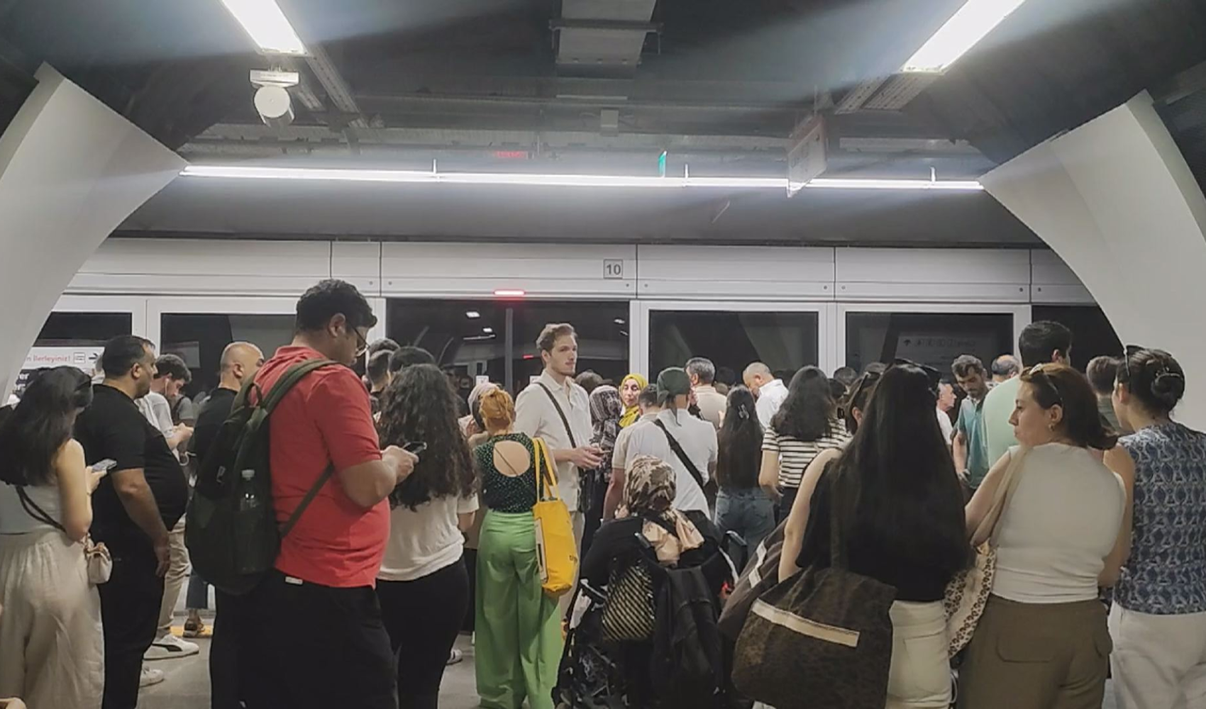 Yıldız-Mahmutbey Metro Hattı’nda arıza