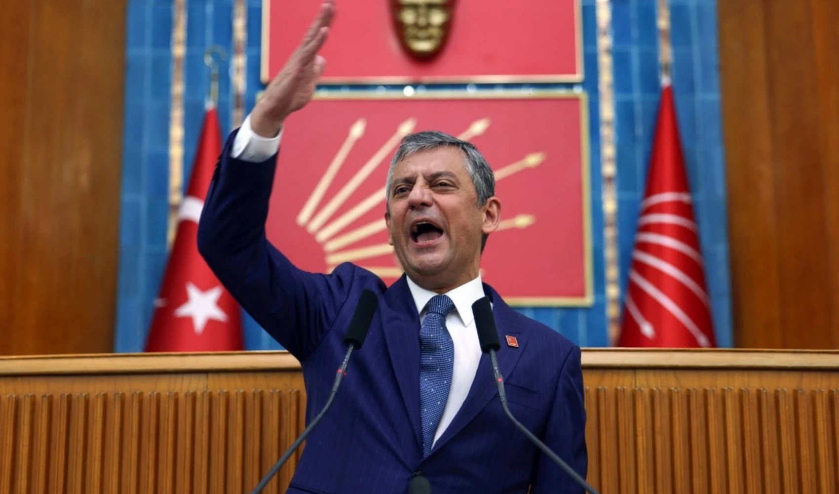 Saat belli oldu: CHP'de kritik MYK sonrası Özgür Özel konuşacak