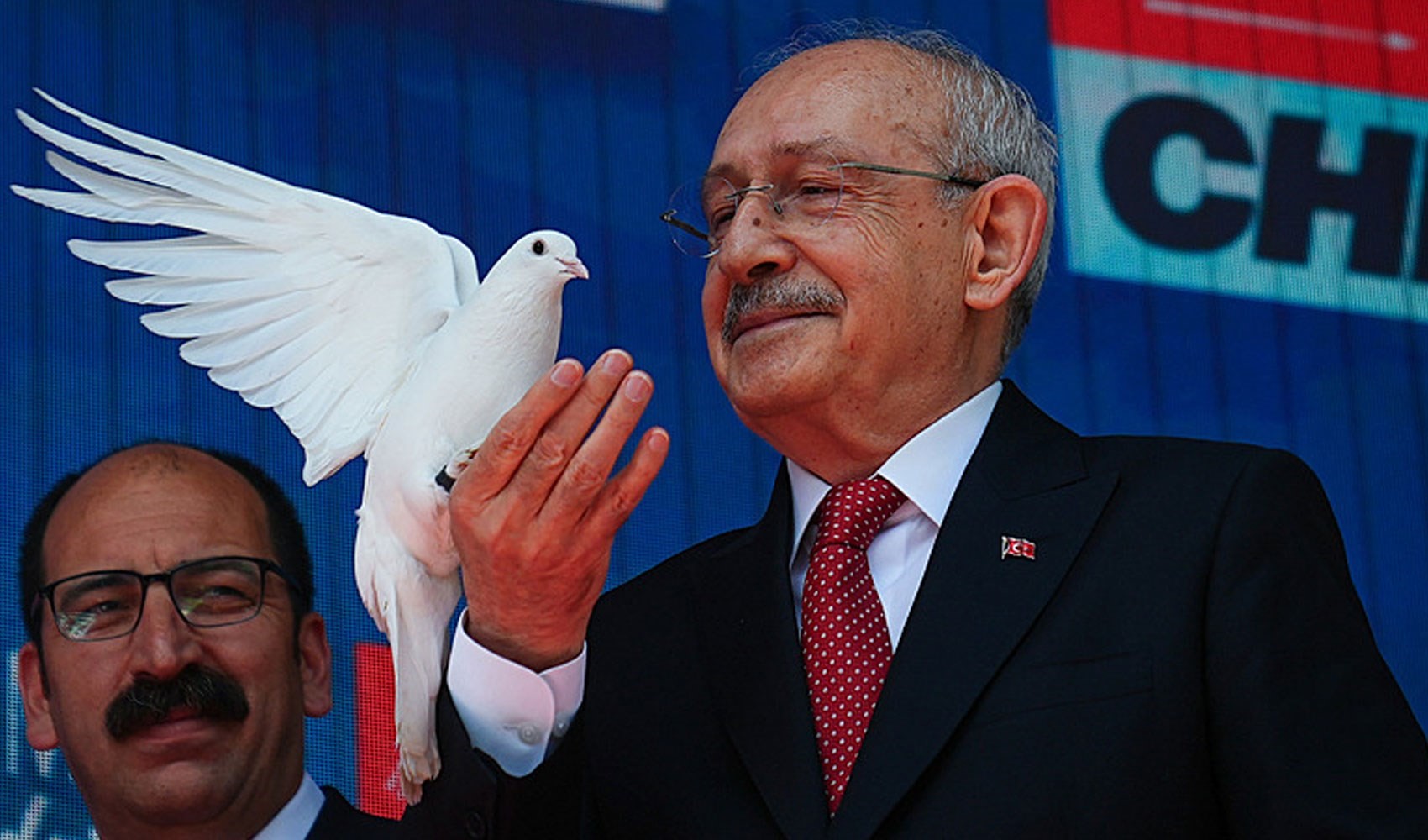 Kemal Kılıçdaroğlu Genel Merkez'deki konuşmasından 'mesajlı' kesit paylaştı: Para pulla kurultay olmaz