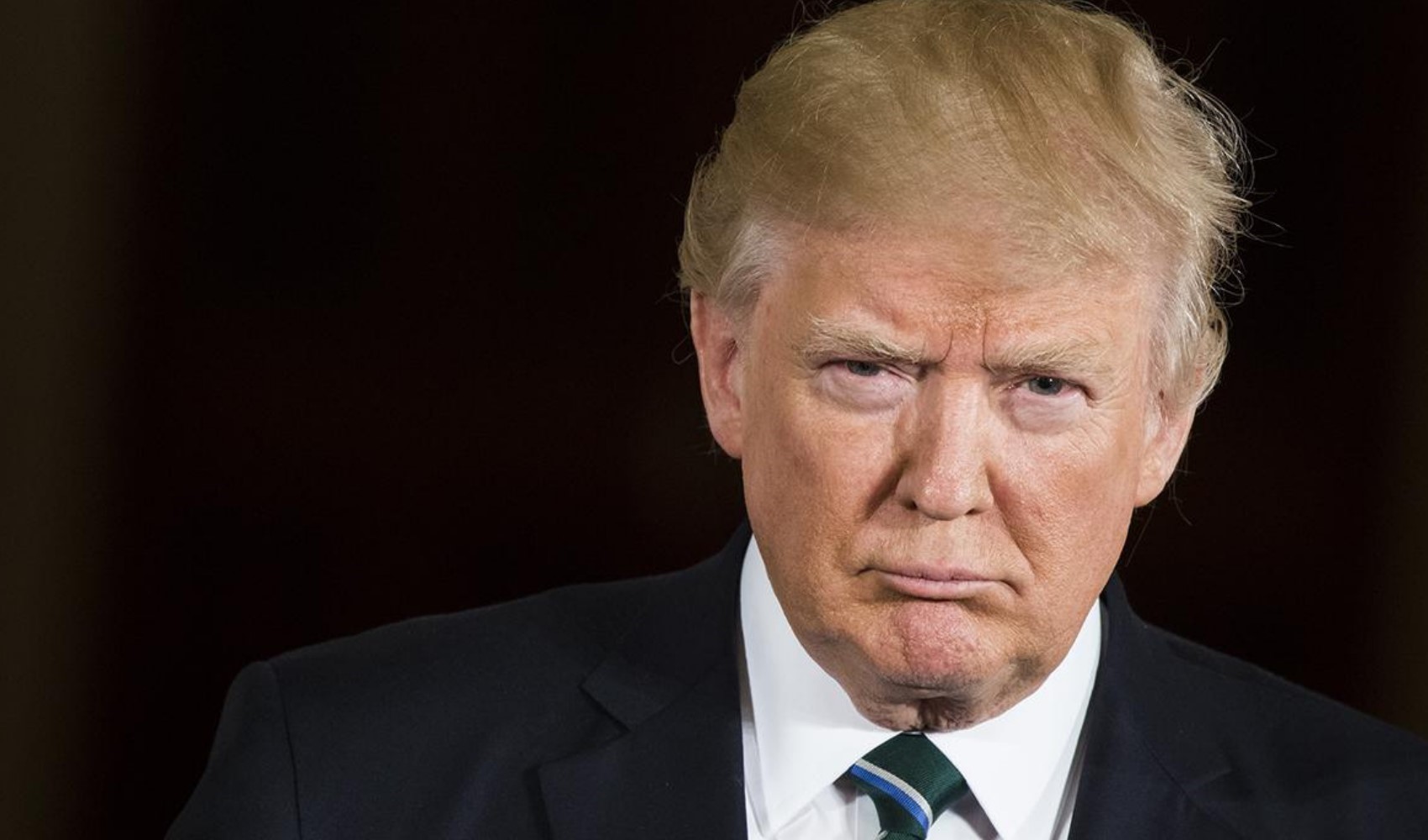 Trump'tan açık tehdit: 'Suikast olursa İran'ı görülmemiş şekilde bombalarız'
