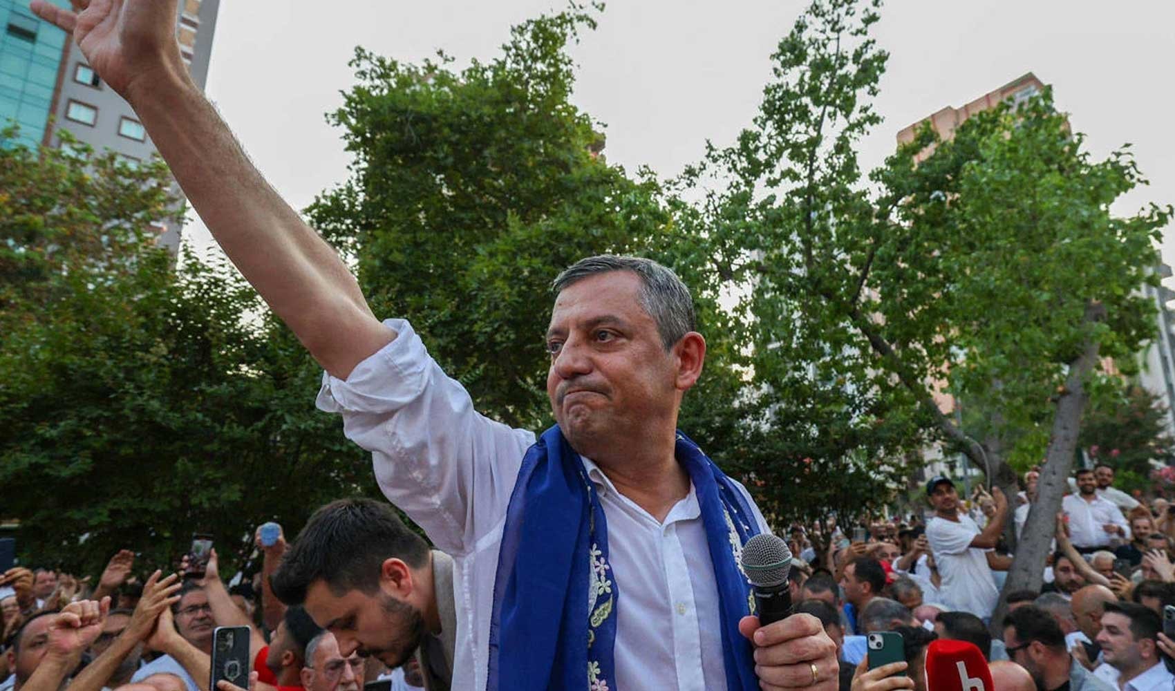 AKP'nin kalesinde Özgür Özel'e yoğun ilgi! Erdoğan'a böyle seslendi