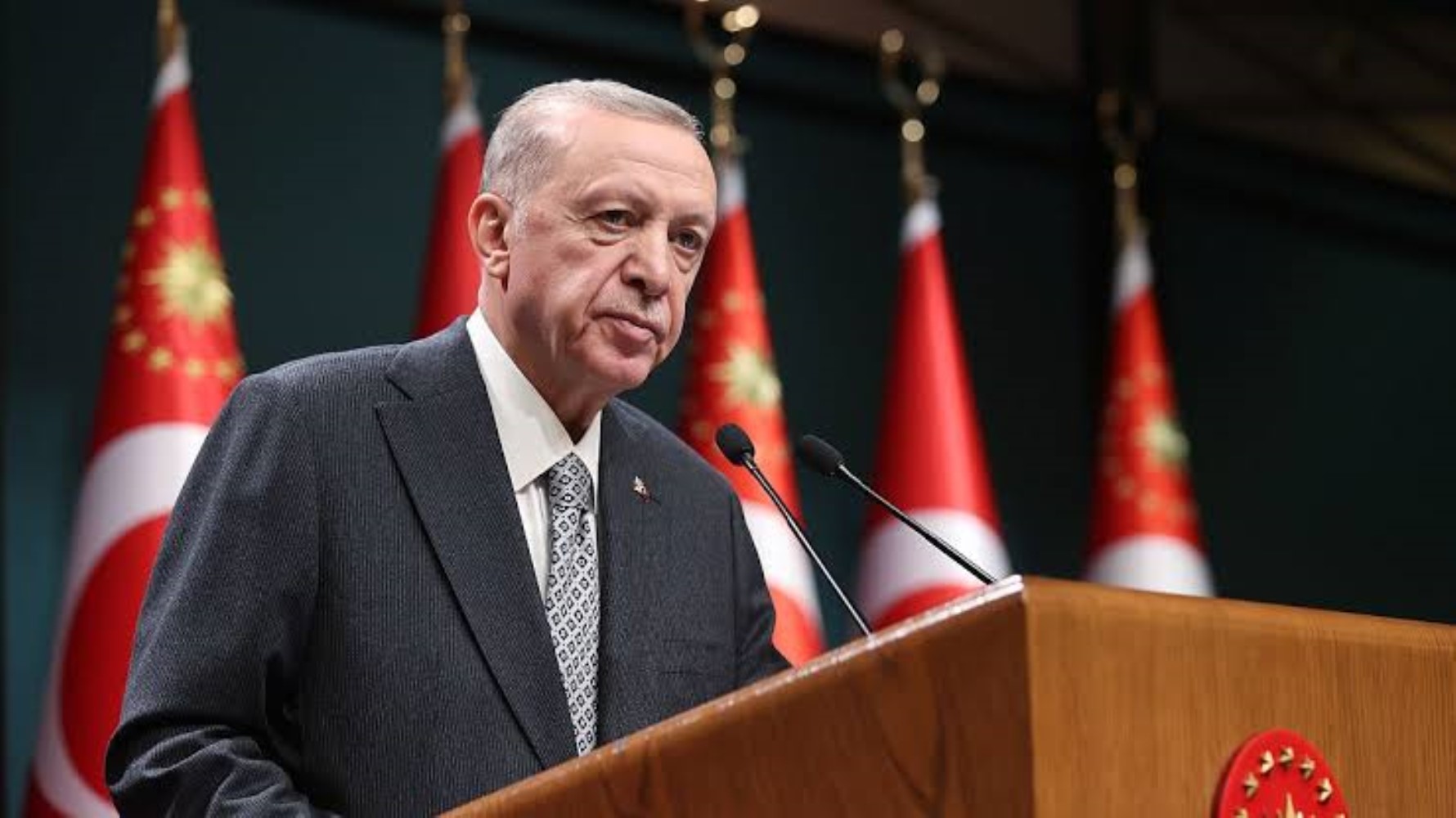 Özgür Özel ile karşılaştırıldı: MHP seçmeninden çarpıcı Erdoğan yanıtı