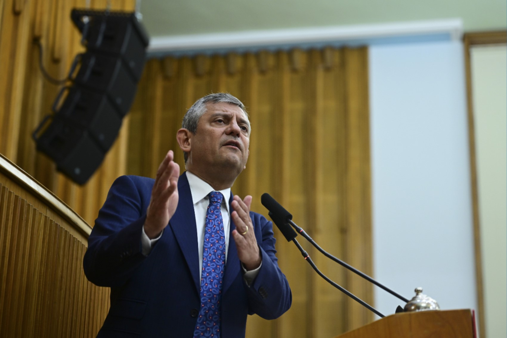 Erdoğan ve Kılıçdaroğlu'nu düşündürecek sonuç: Özgür Özel'in 'Yeni Parti'si 3 farklı şirketin anketine damga vurdu!