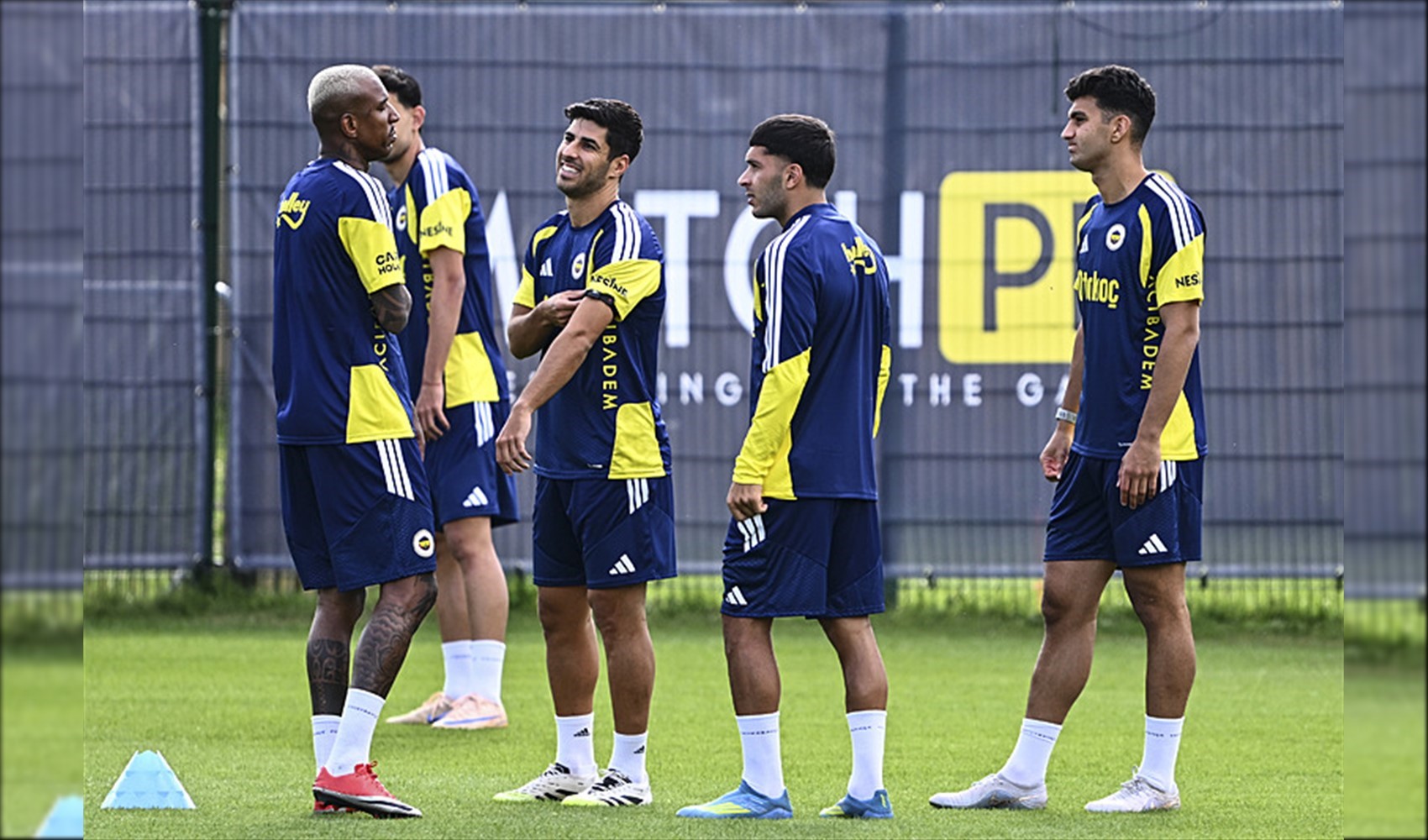 Fenerbahçe'de 'satılamaz' listesi belli oldu!