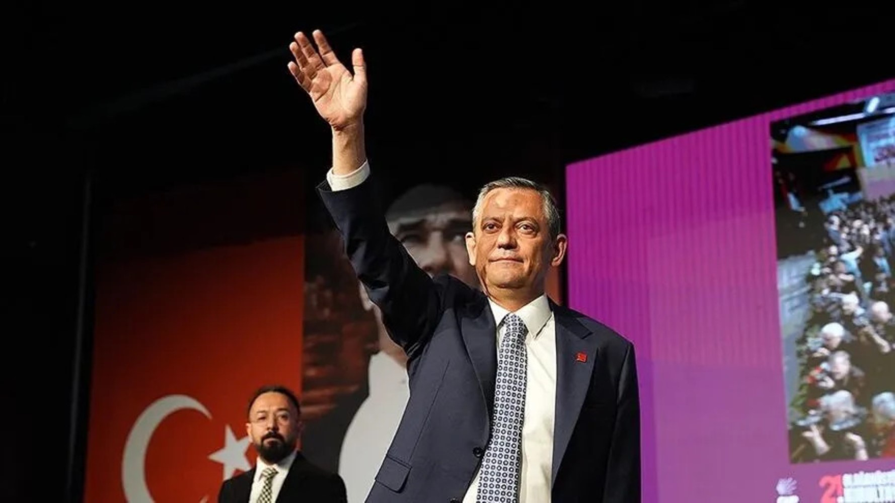 CHP'de kritik anket masada: Yeni parti senaryosunda çarpıcı sonuçlar