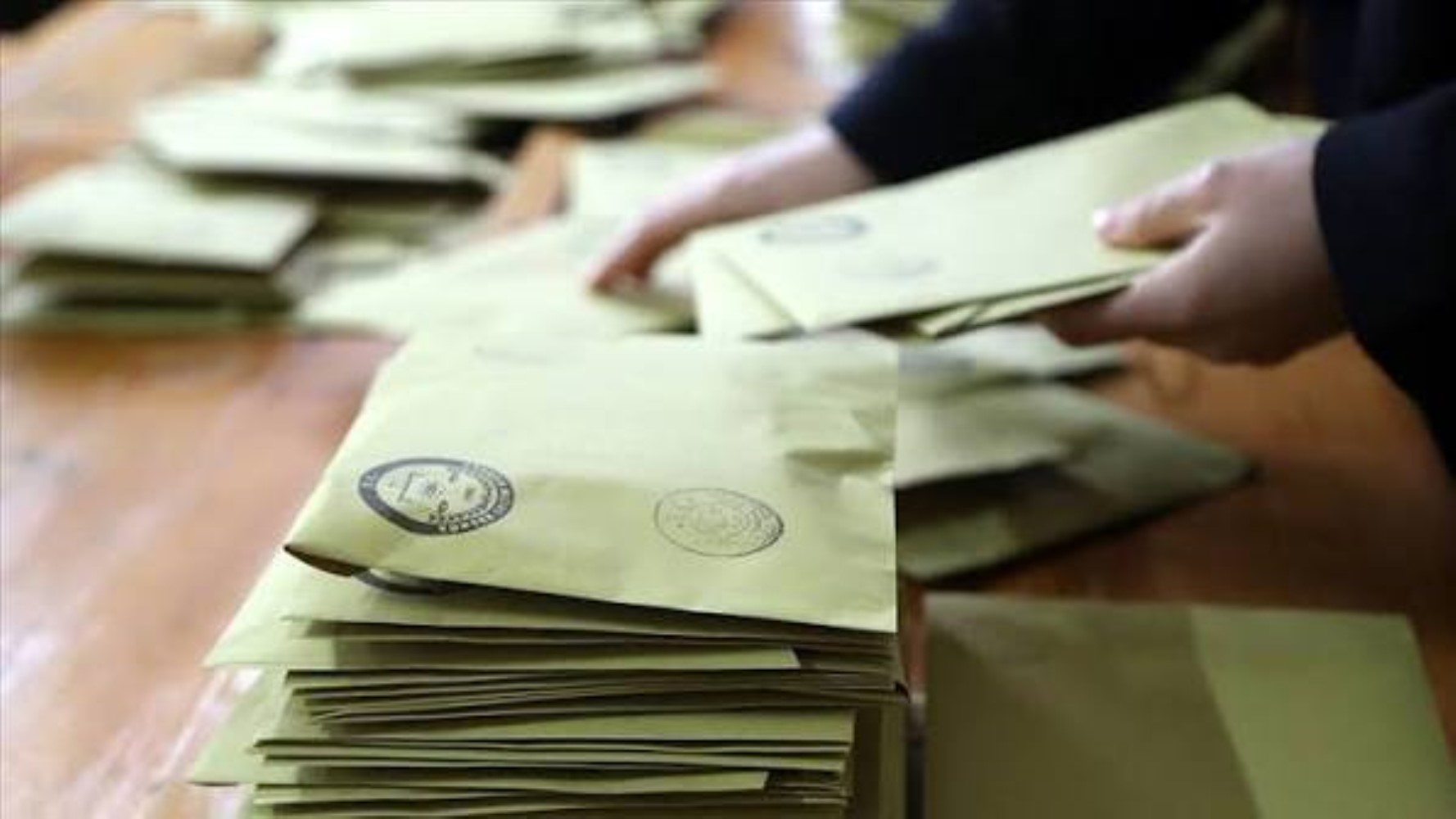 CHP'de kritik anket masada: Yeni parti senaryosunda çarpıcı sonuçlar