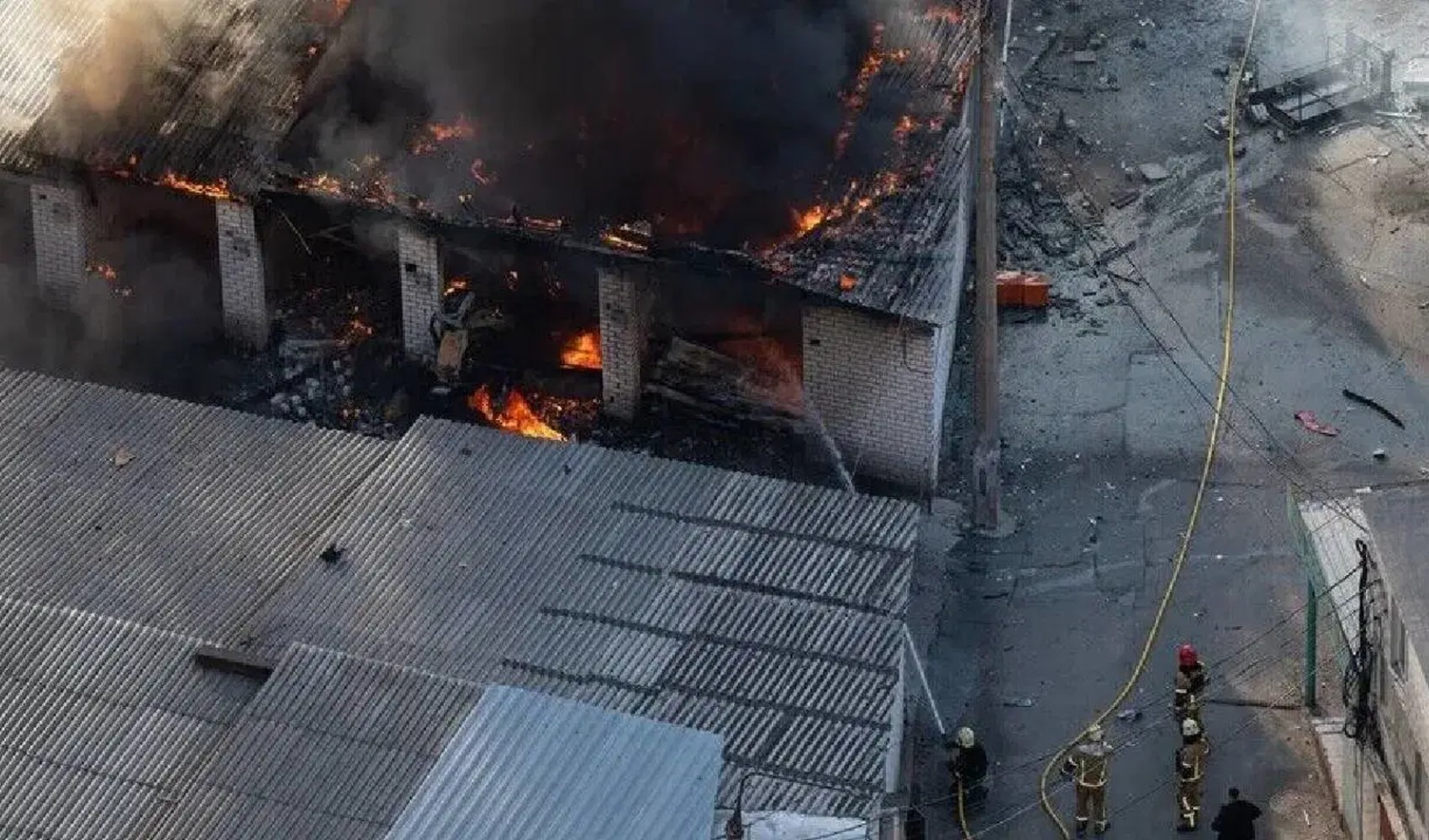 Kiev gece boyunca Rus saldırısı altında: Ölü ve yaralılar var