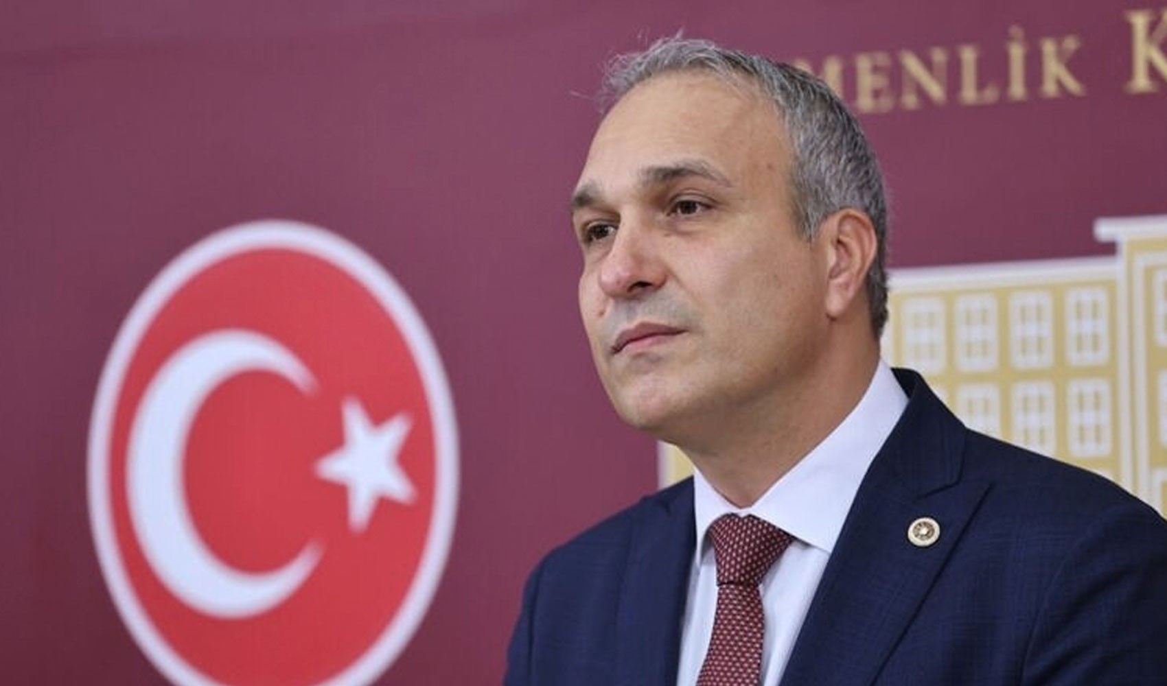 Suat Özçağdaş'tan kendisine 'soytarı' diyen hakime sert tepki: 'O lafın hesabını vereceksin!'