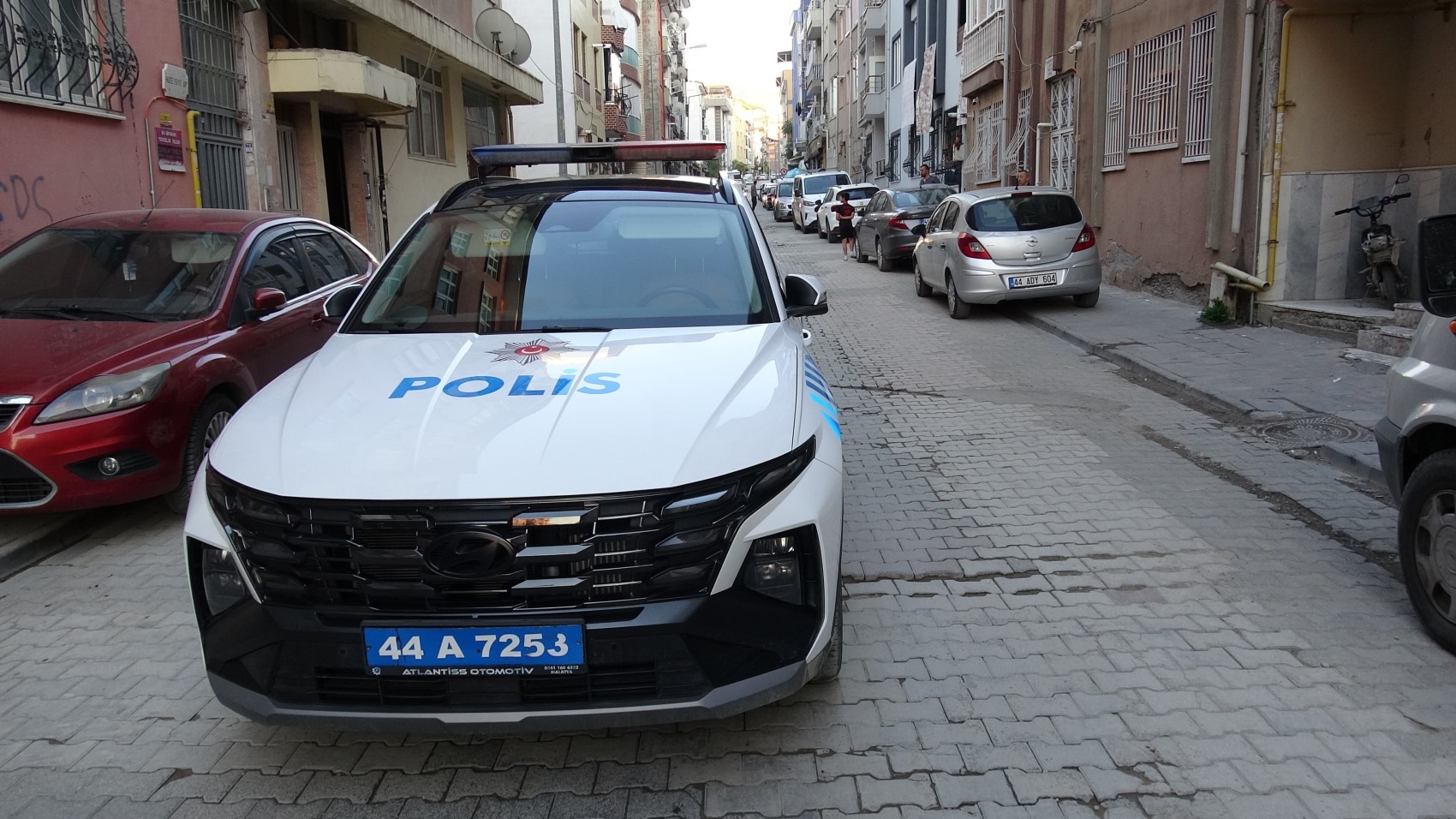 Uzman çavuş kazara kendini vurdu