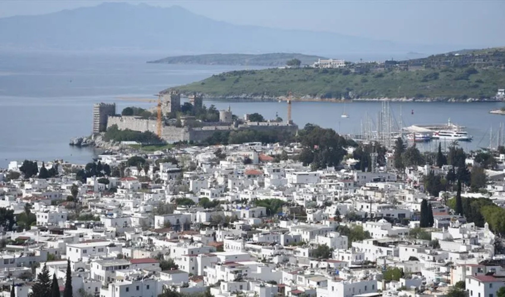 La stagione turistica a Bodrum accelera: oltre 350 mila turisti stranieri nei primi 6 mesi