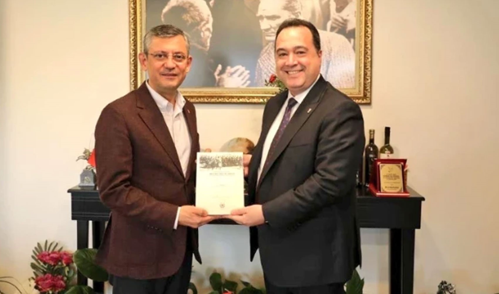 Erste Großstadtkommune wechselt von der CHP zur YENİ Parti: Das Land braucht Erneuerung