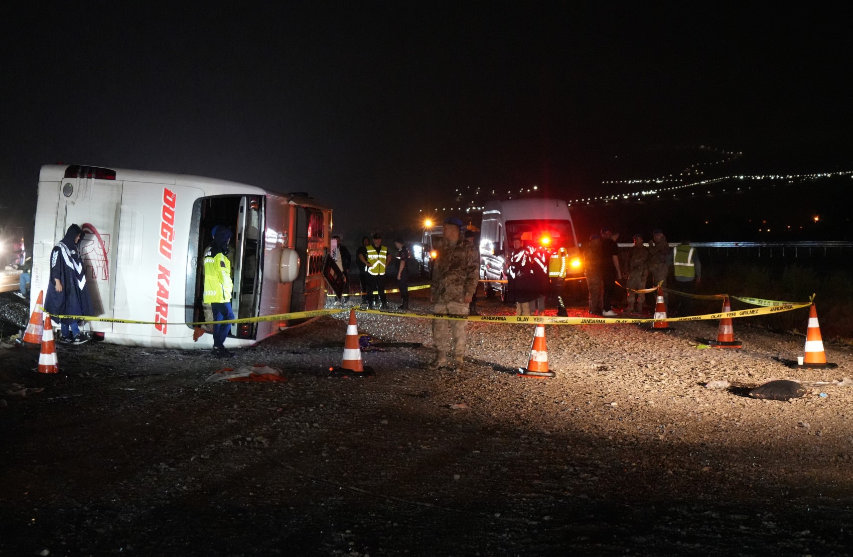 Otobüs kazasında yaralı sayısı 40'a yükseldi