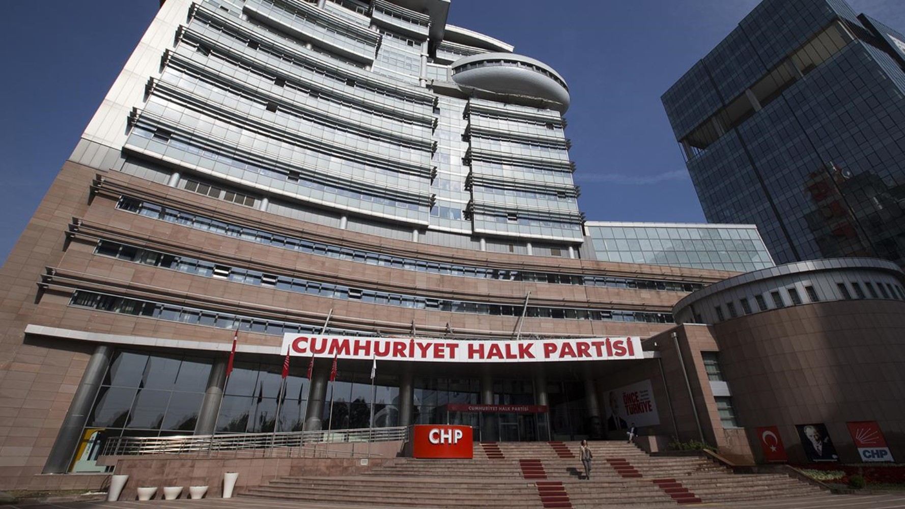 ORC son verileri paylaştı: YENİ Parti öncesi İstanbul ve Ankara anketinden çarpıcı sonuçlar