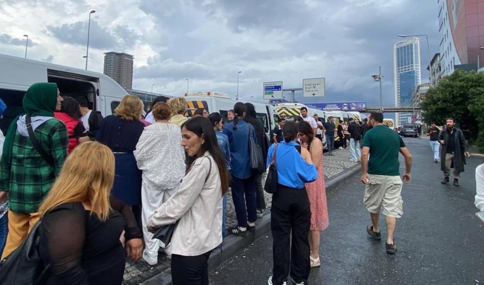 Enquête sur une « agence de casting » lors d'un événement du CHP