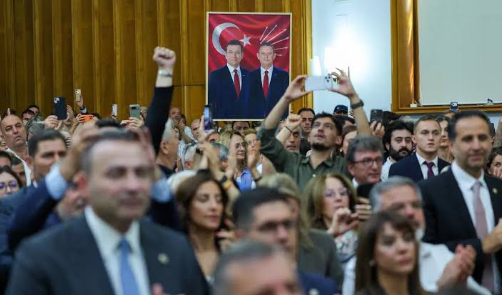 Özgür Özel: Yeni Parti’nin asıl kuruluşu Anadolu ve Trakya’da milletle tamamlanacak