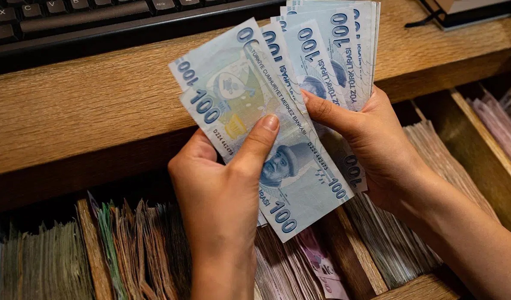 En düşük emekli maaşı farkı ne zaman yatacak? 3 bin 552 TL için tarih belli oluyor