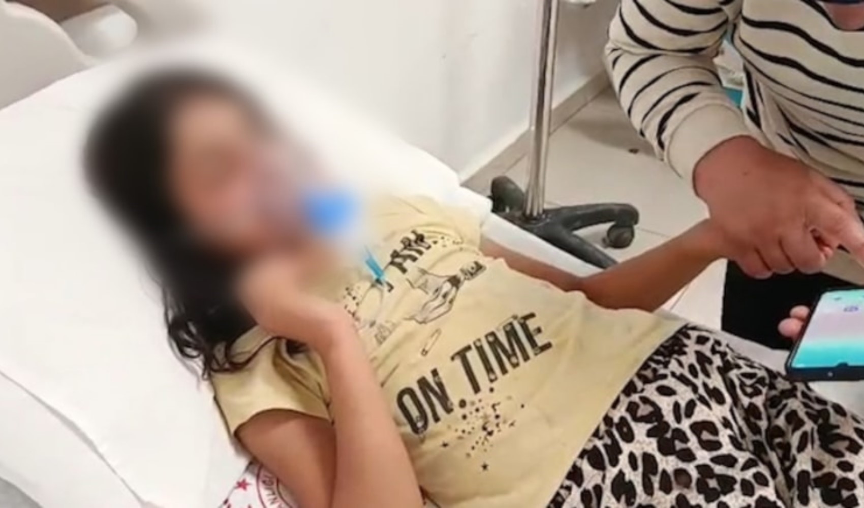 À Aksaray, une jeune fille autiste a été agressée par des voisins qui ne voulaient pas d'elle dans le quartier : elle est en soins intensifs