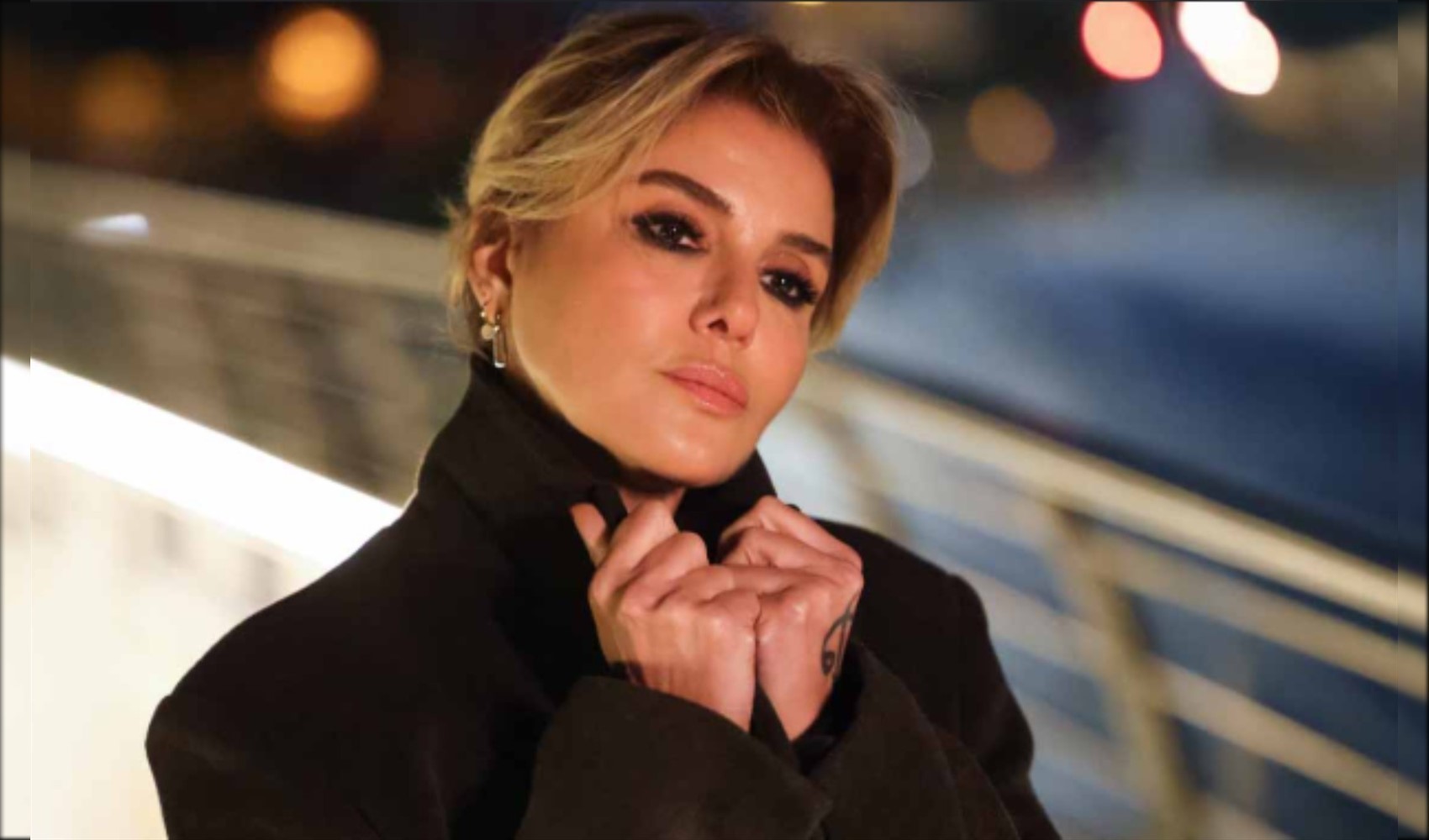 Enquête sur l'association Ahbap : Première déclaration de Gülben Ergen, arrivée au palais de justice pour témoigner