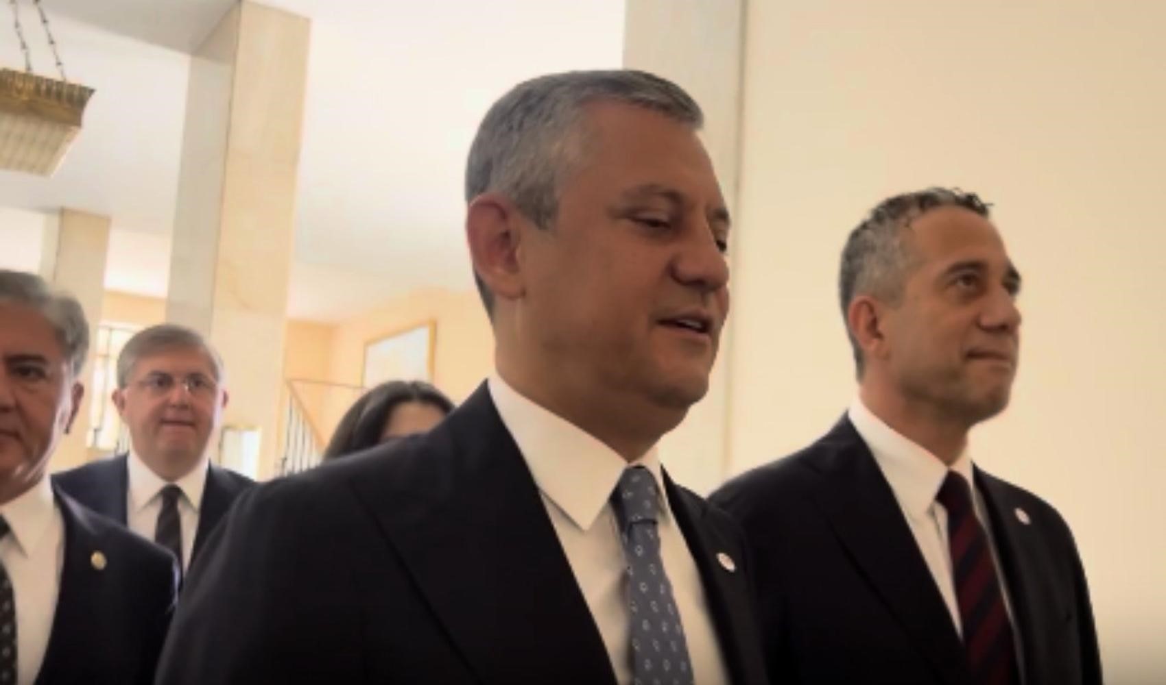 Yeni Parti TBMM’de ilk kapalı grup toplantısını yaptı: Özel, “Heyecanlıyız” dedi