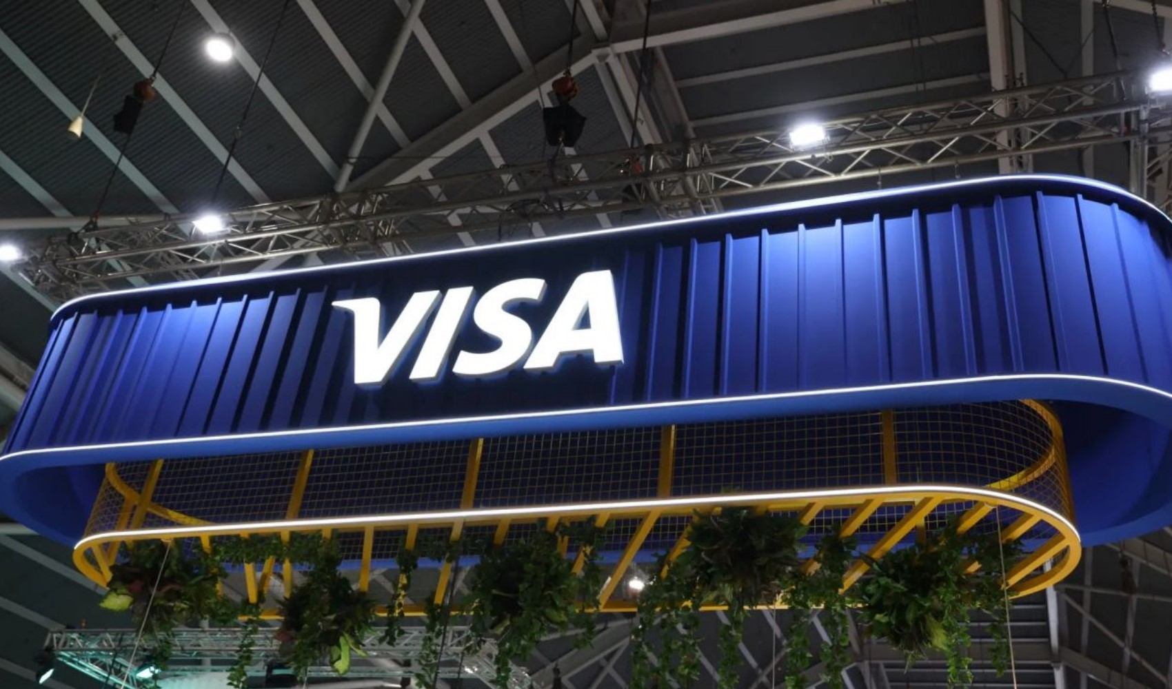 Visa taglierà 2.600 posti di lavoro nell'ambito della ristrutturazione