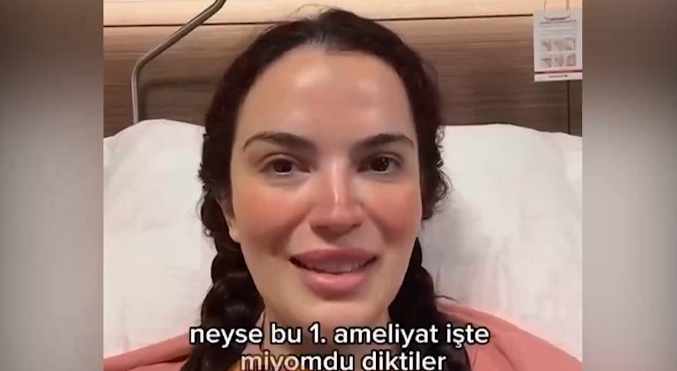 Aslı Bekiroğlu’nun hastane yatağında çekilmiş video görüntüsünden kare.