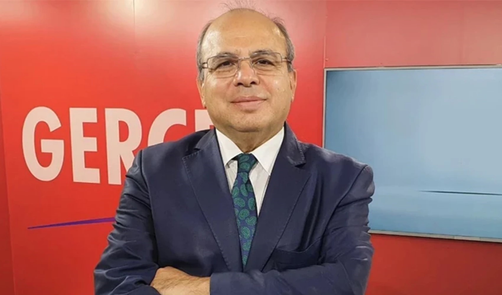 I post di Kılıçdaroğlu del nuovo addetto stampa del CHP scatenano polemiche: 'Riuscirà a guardare in faccia Ekrem Bey?'