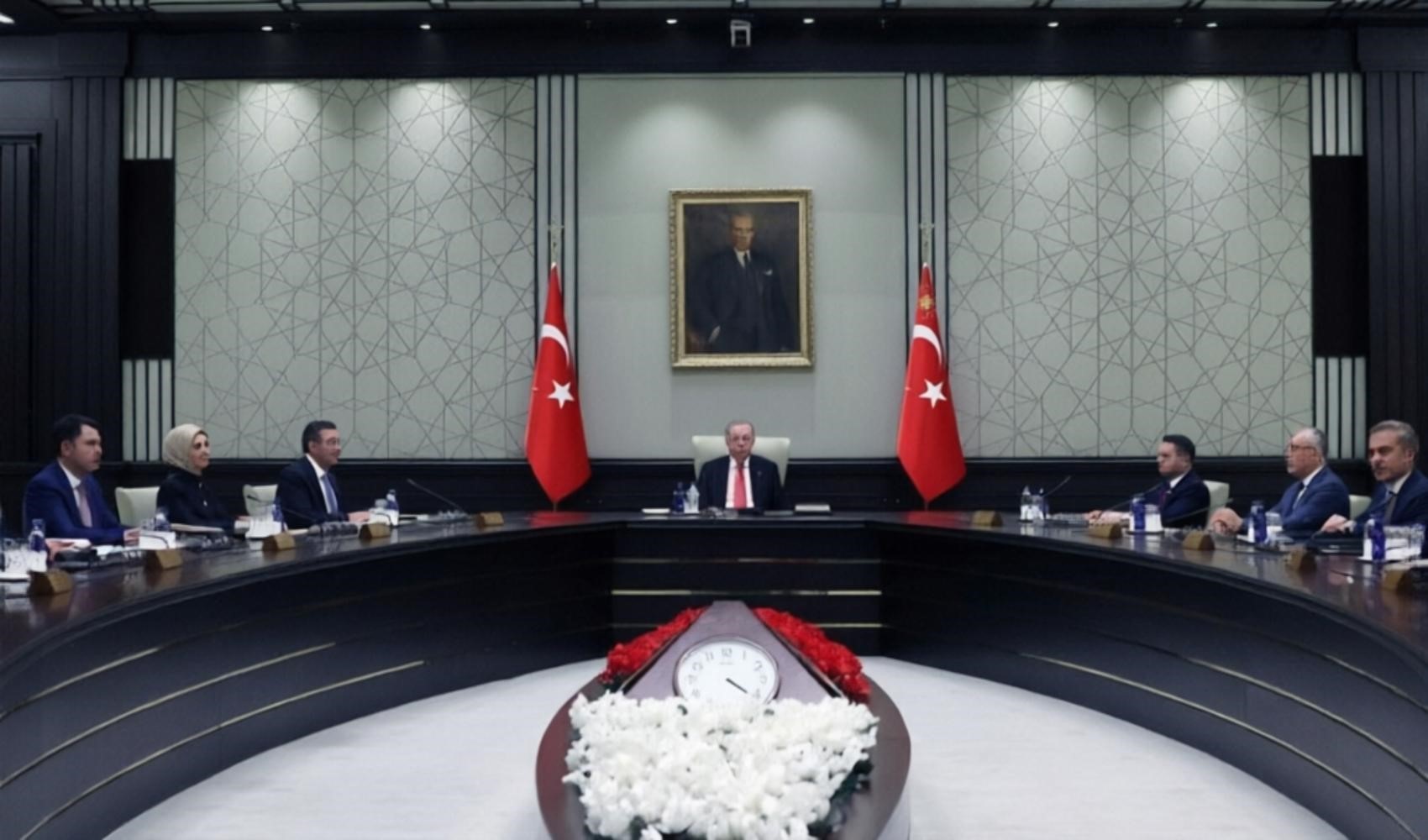Cumhurbaşkanlığı Kabinesi, Erdoğan başkanlığında Saray’da toplandı